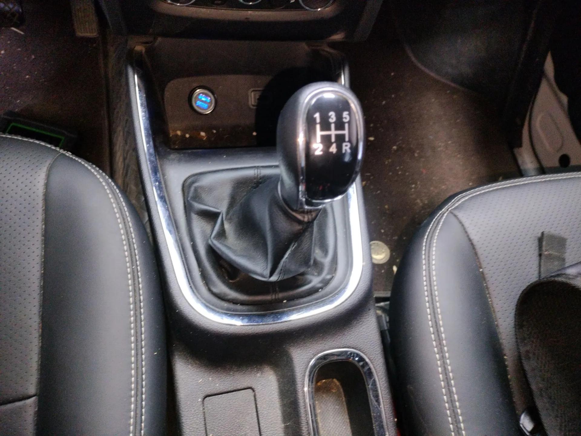 Jinbei Gold Hiace 2023 1.5L Passenger Vehicle Engineering Lion 5/6/7 Seater — миниатюра 17