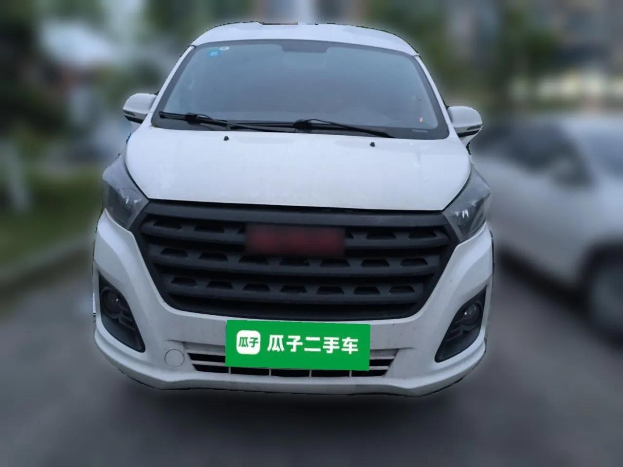 Jinbei Gold Hiace 2021 1.6L Box Van Travel Lion 2-Seater — миниатюра 2