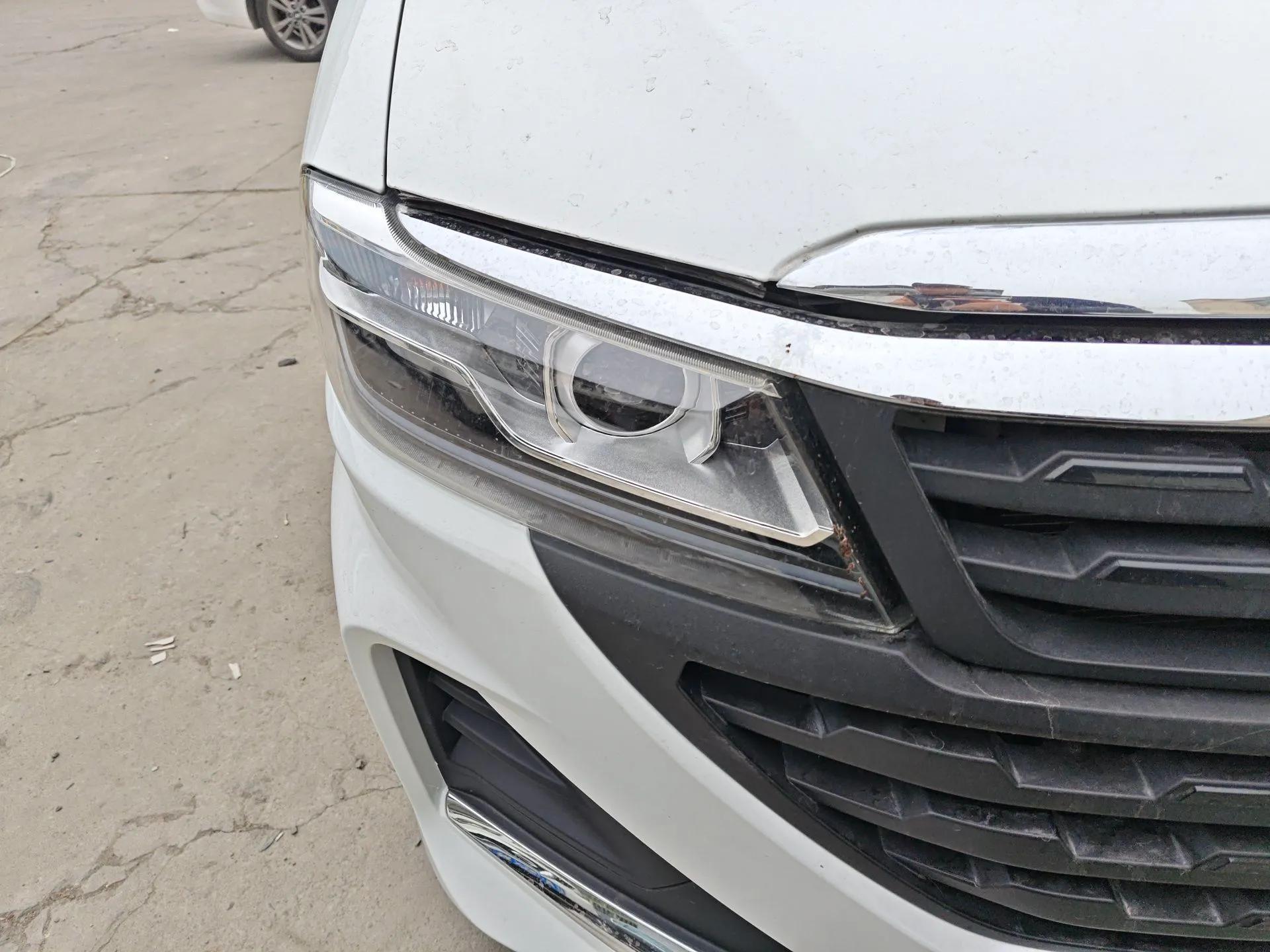 Jinbei Hiace King 2021 2.0L City Transport King Series Express Model Standard Top 6-Seater 1TZS — миниатюра 7