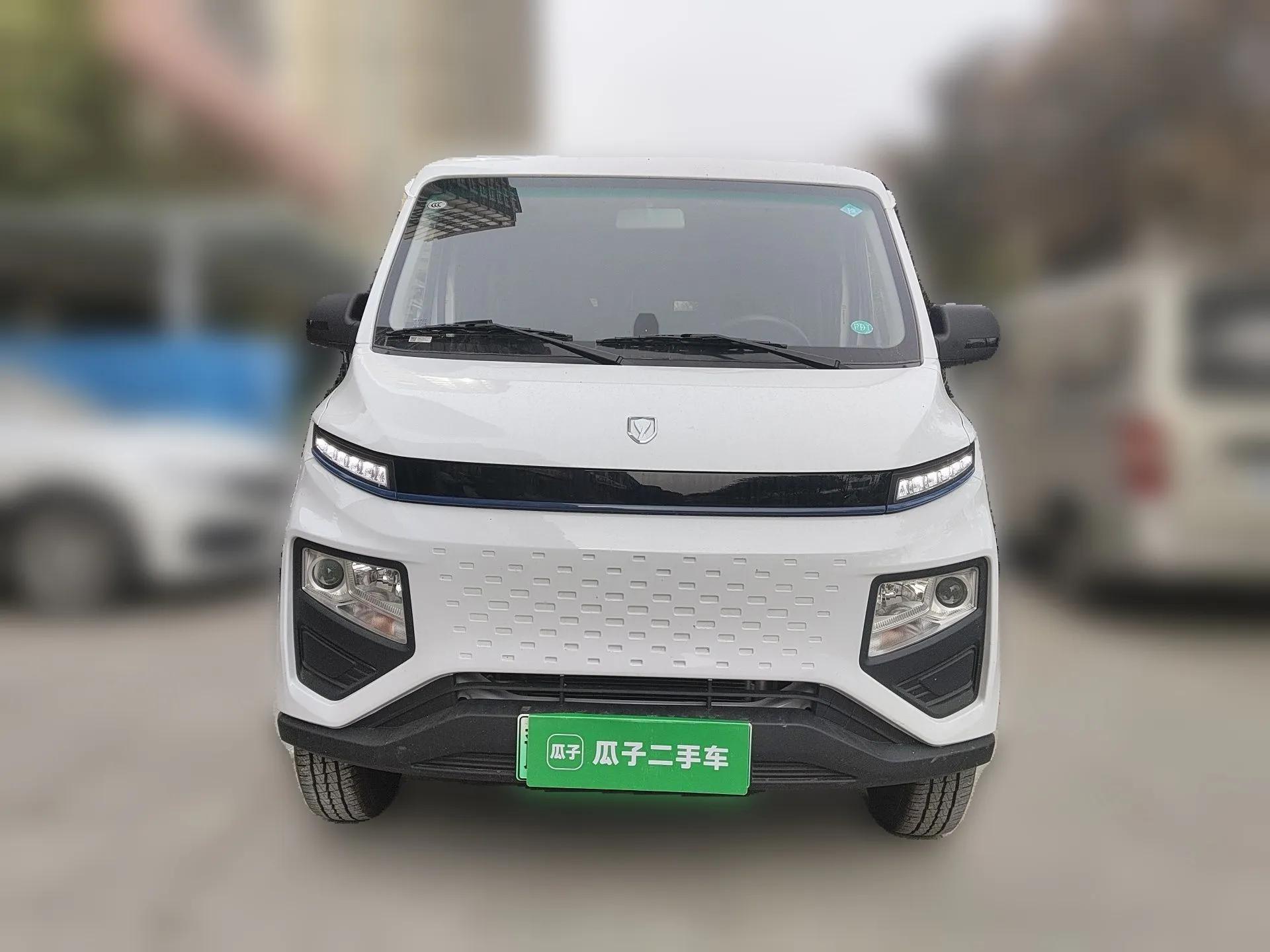 Jinbei E6 2026 Model, Standard Version, Long Roof, 6 Seats — миниатюра 2