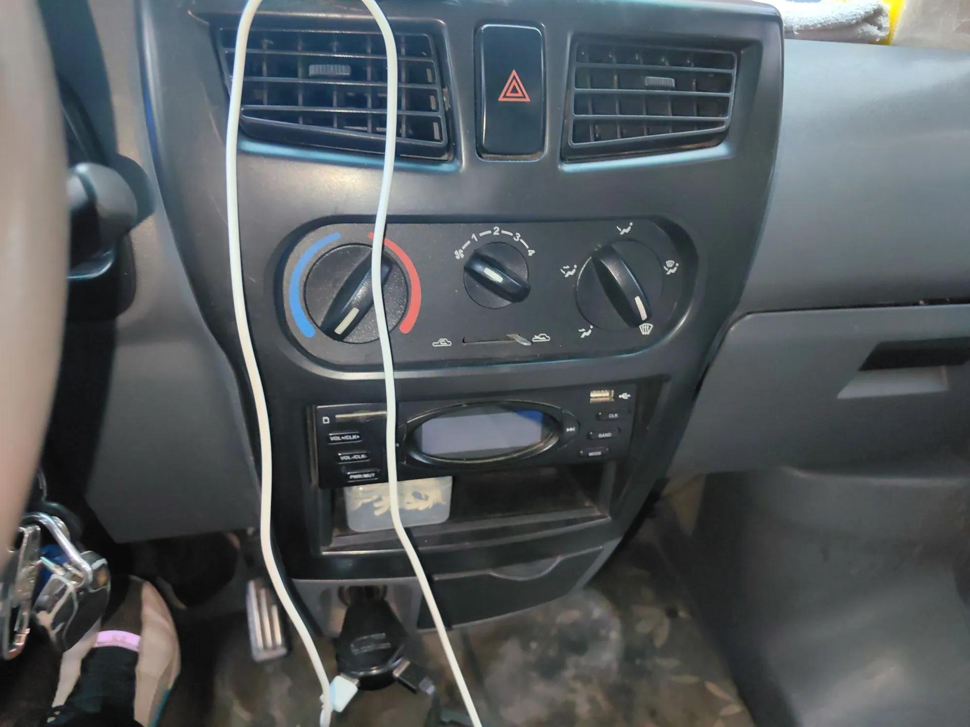 Jinbei Starfish A9 2011 1.0L Standard Edition — миниатюра 14