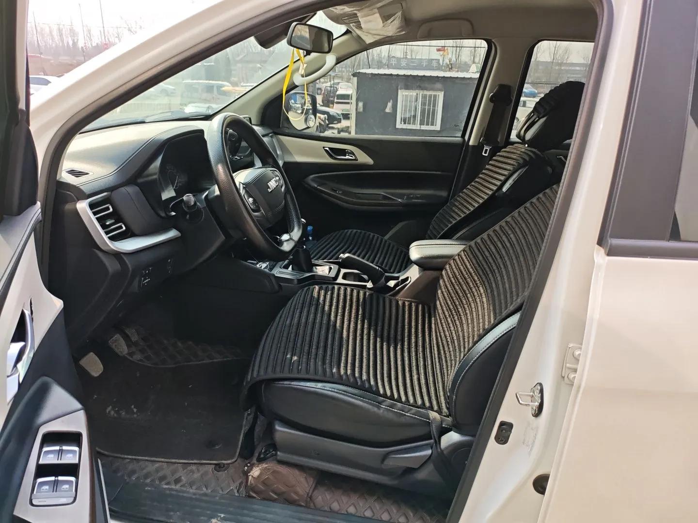 JMC Yuhu 7 2022 2.0T Manual Diesel Two-Wheel Drive Comfort Version Standard Wheelbase — миниатюра 17