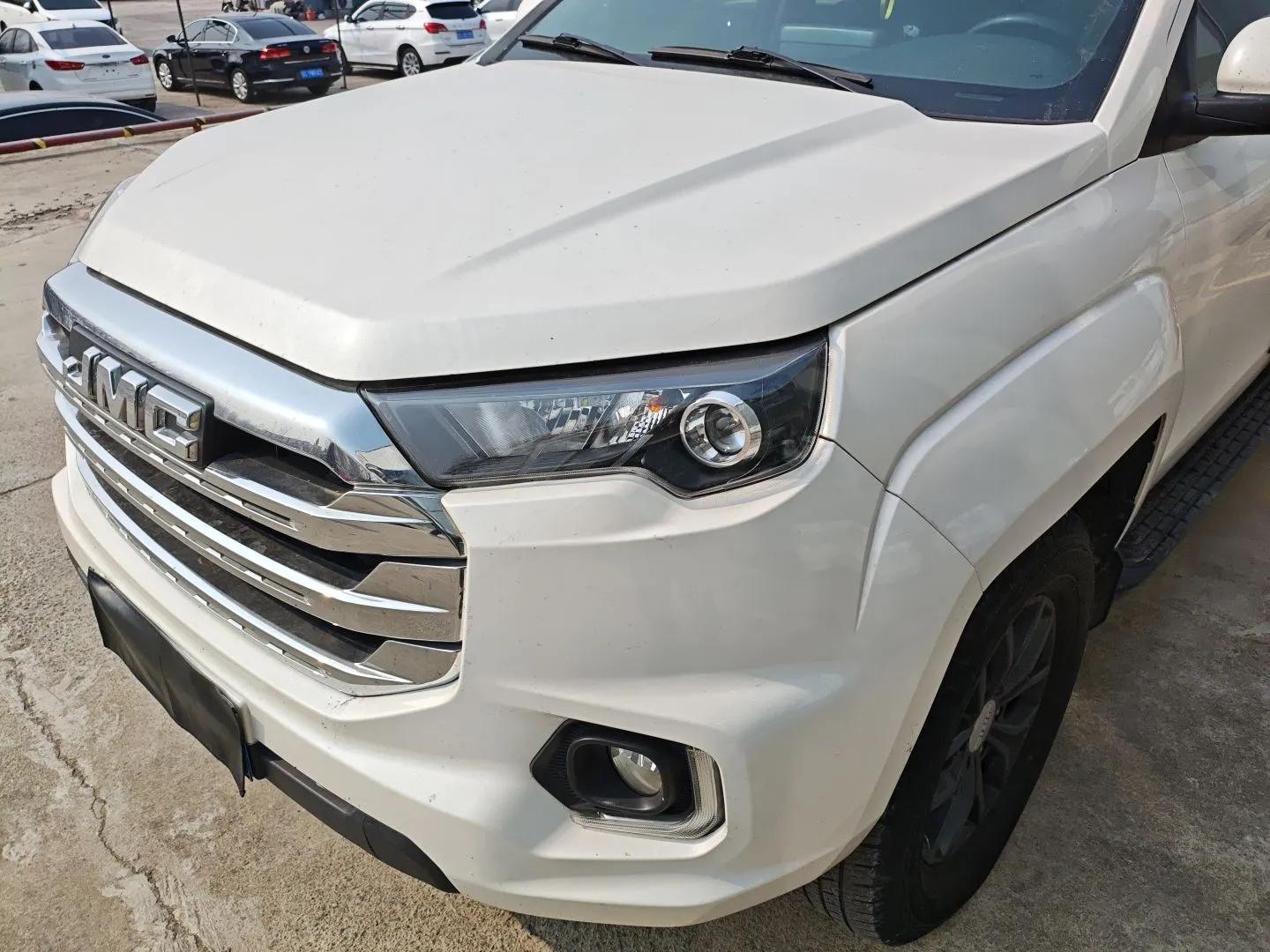 JMC Yuhu 7 2022 2.0T Manual Diesel Two-Wheel Drive Comfort Version Standard Wheelbase — миниатюра 5