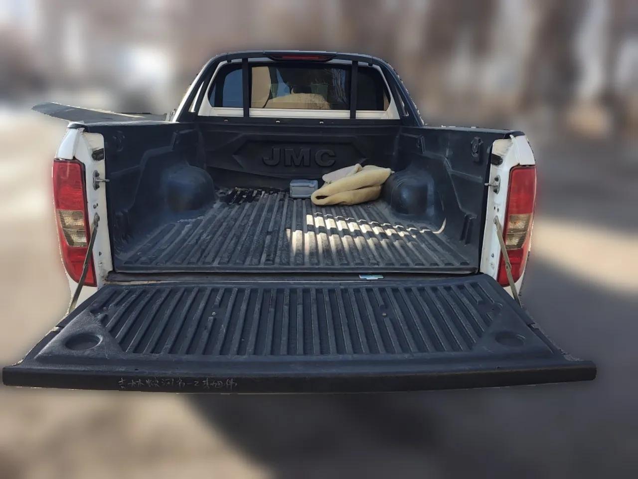 JMC Yuhu 7 2020 2.0T Diesel Manual 4x4 Comfort Edition Long Wheelbase China VI Emission Standard JX4D20A6L — миниатюра 20