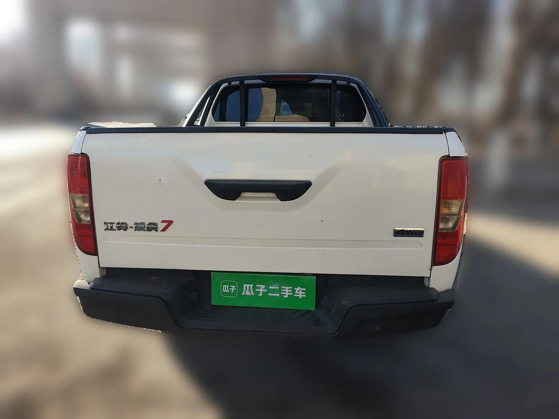 JMC Yuhu 7 2020 2.0T Diesel Manual 4x4 Comfort Edition Long Wheelbase China VI Emission Standard JX4D20A6L — миниатюра 5