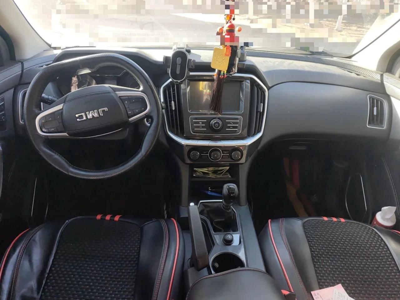 JMC Yuhu 7 2020 2.0T Diesel Manual 4x4 Comfort Edition Long Wheelbase China VI Emission Standard JX4D20A6L — миниатюра 10