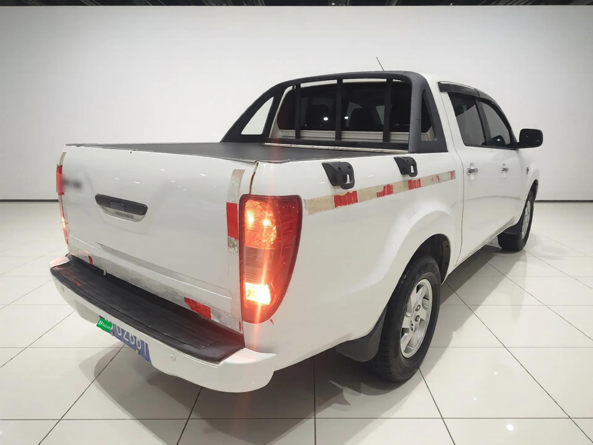 JMC Yuhu 7 2016 2.4T Two-Wheel Drive Luxury Edition JX4D24 — миниатюра 4