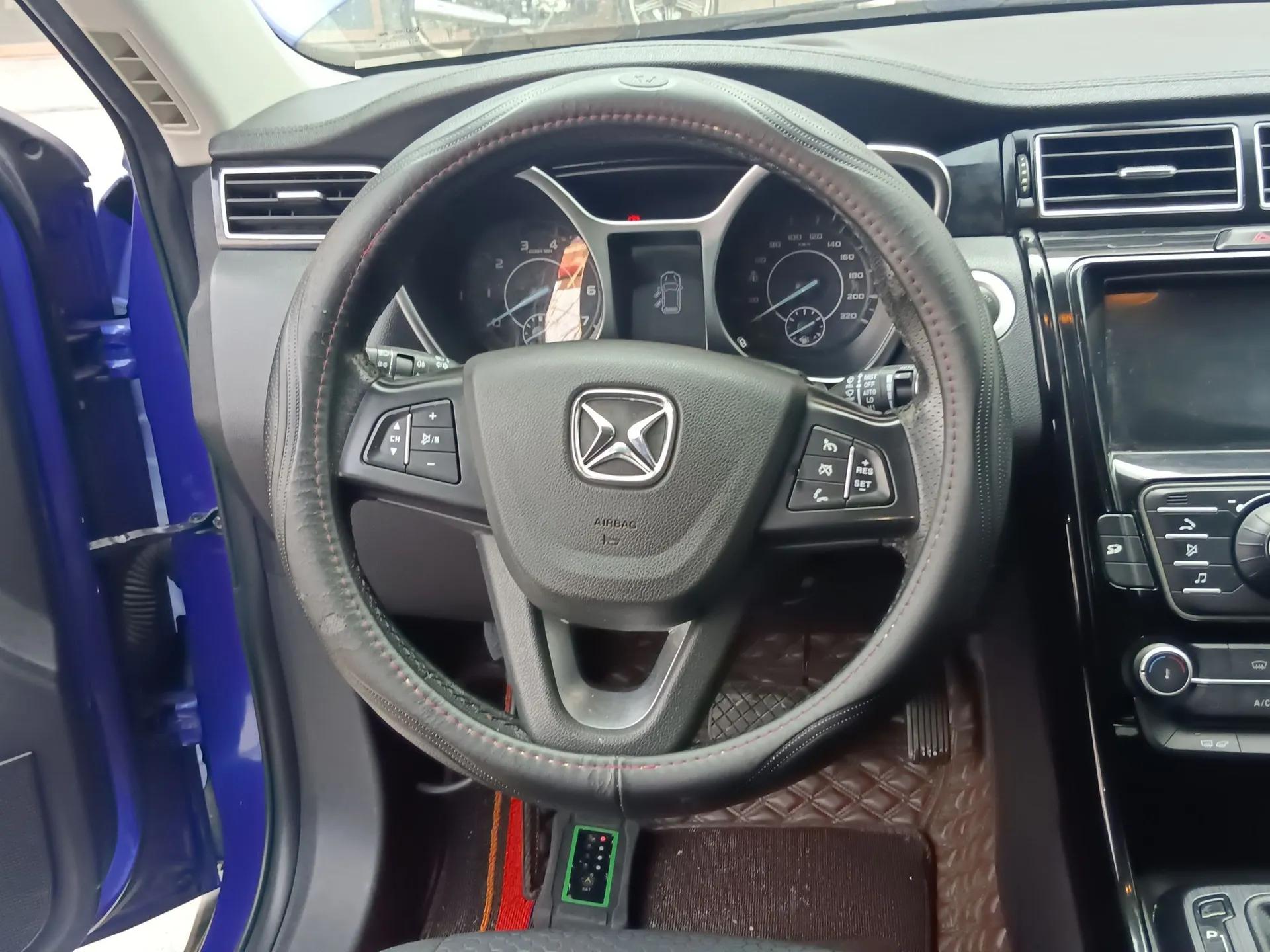 JMC Yusheng S330 2016 1.5L GTDi Automatic Two-Wheel Drive Comfort Edition — миниатюра 14