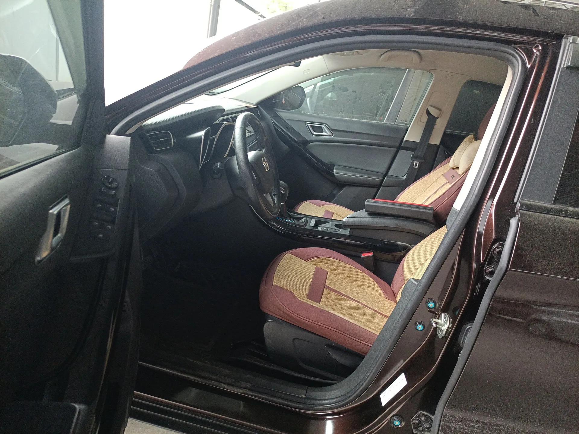JMC Yusheng S330 2016 1.5L GTDi Automatic Two-Wheel Drive Comfort Edition — миниатюра 17