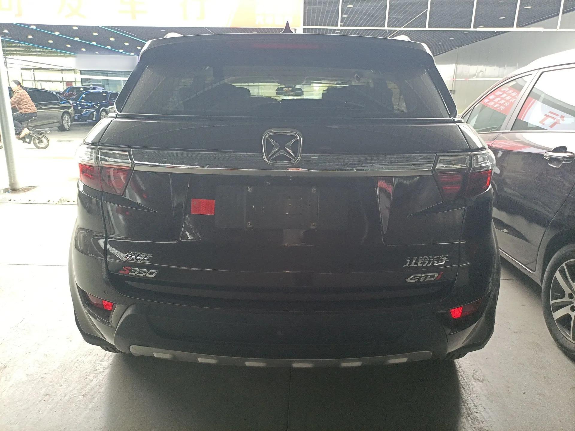 JMC Yusheng S330 2016 1.5L GTDi Automatic Two-Wheel Drive Comfort Edition — миниатюра 3