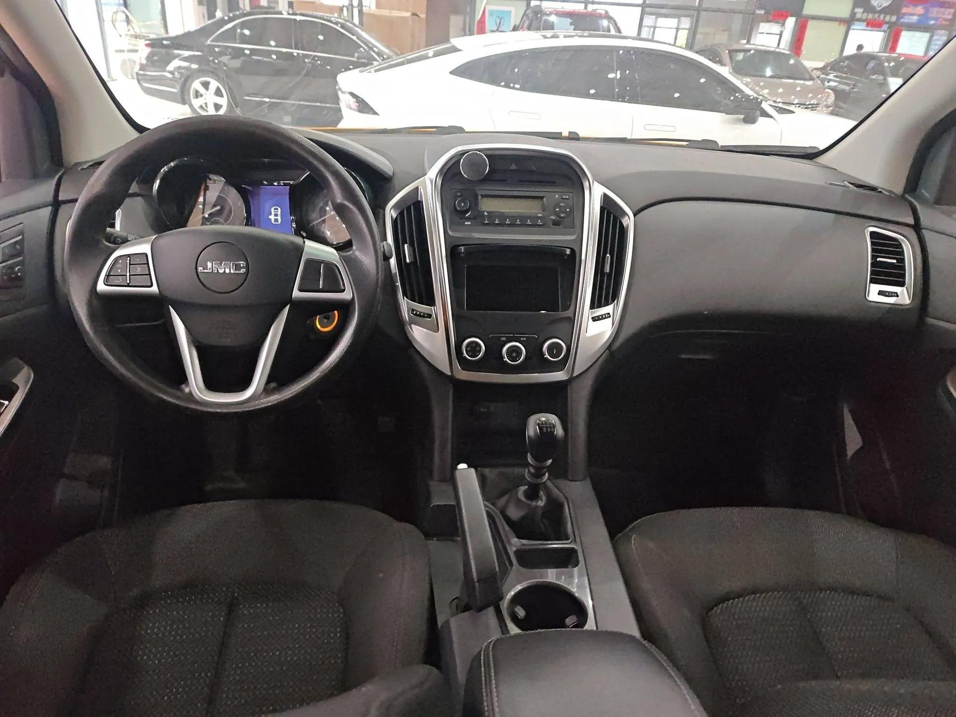 JMC Yuhu 5 2019 2.0T Diesel Manual Two-Wheel Drive Classic China VI Standard — миниатюра 11