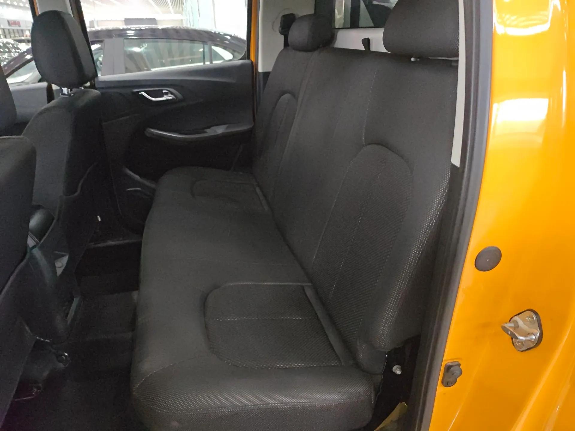 JMC Yuhu 5 2019 2.0T Diesel Manual Two-Wheel Drive Classic China VI Standard — миниатюра 9