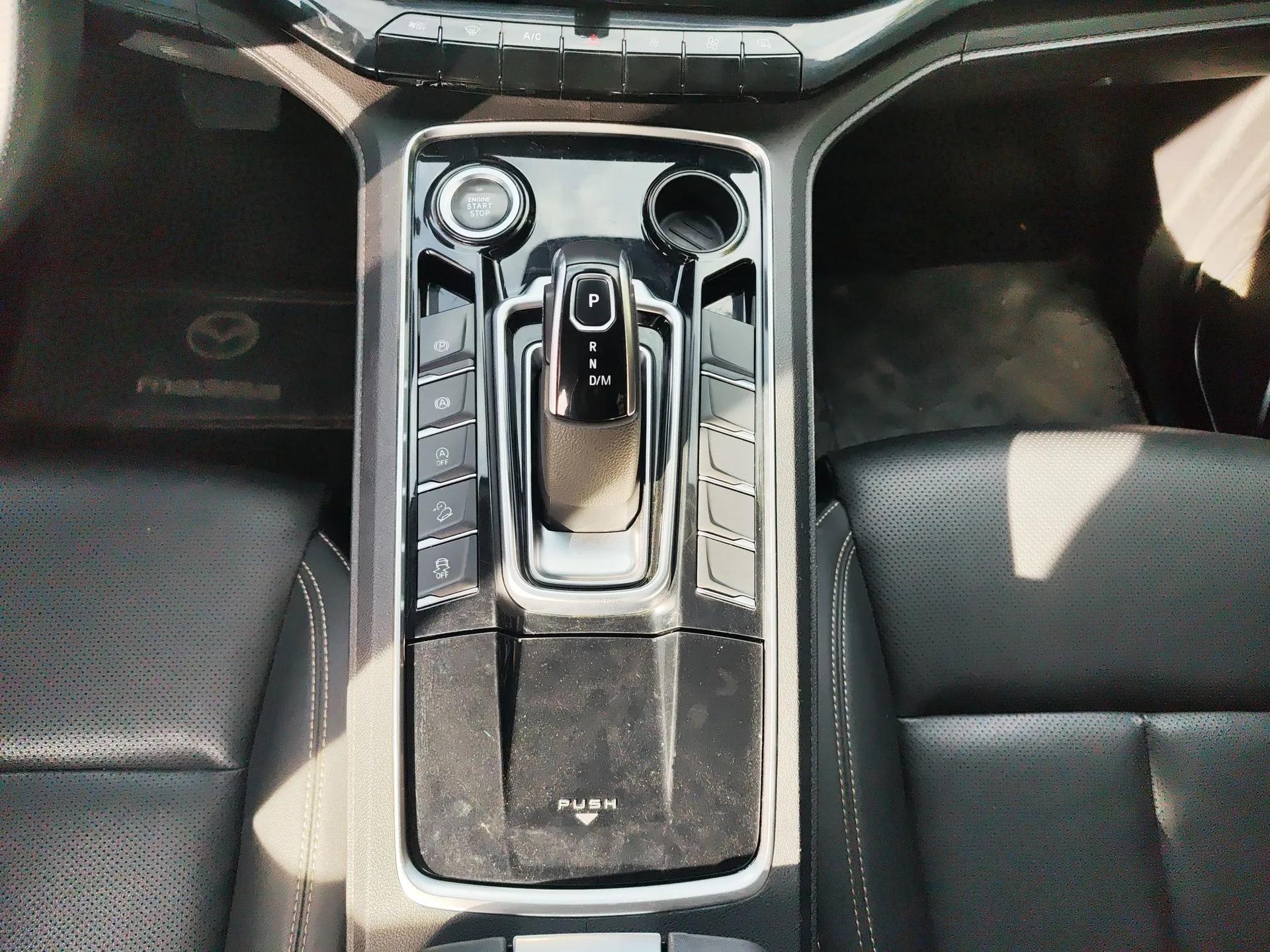 JMC Yuhu 9 2019 2.0T Automatic Gasoline Two-Wheel Drive Comfort Edition — миниатюра 16