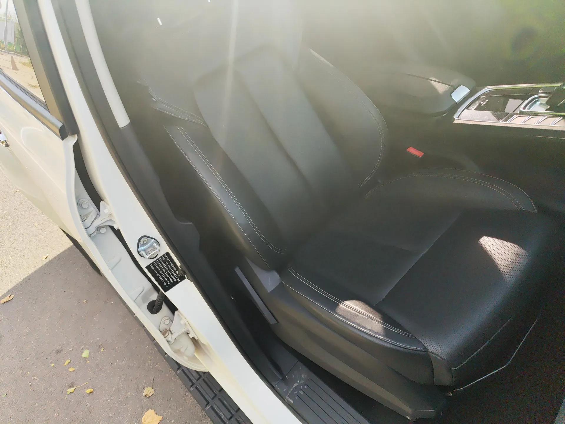 JMC Yuhu 9 2019 2.0T Automatic Gasoline Two-Wheel Drive Comfort Edition — миниатюра 28