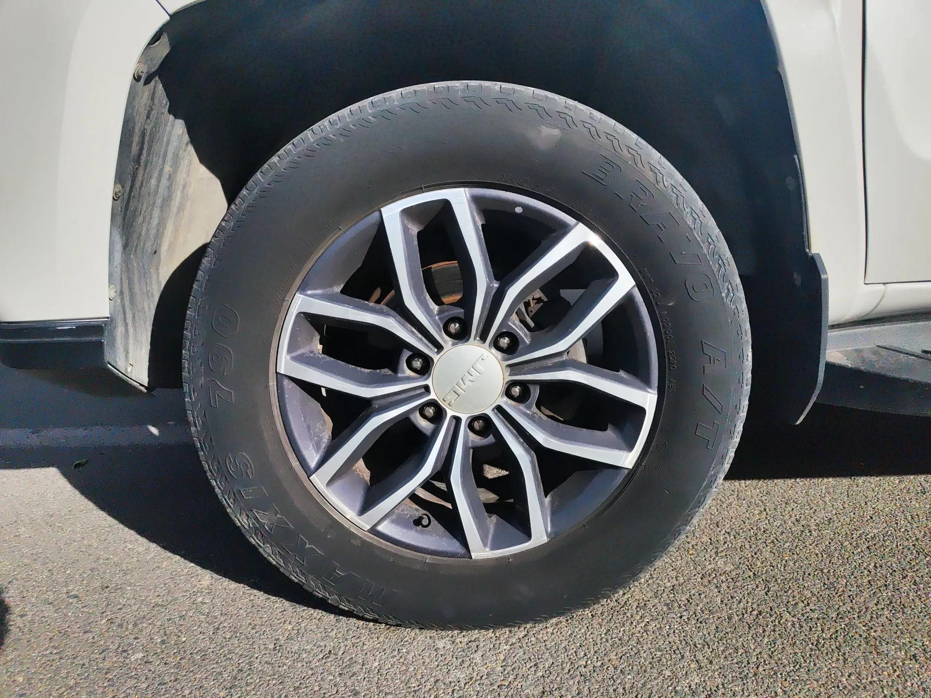 JMC Yuhu 9 2019 2.0T Automatic Gasoline Two-Wheel Drive Comfort Edition — миниатюра 9