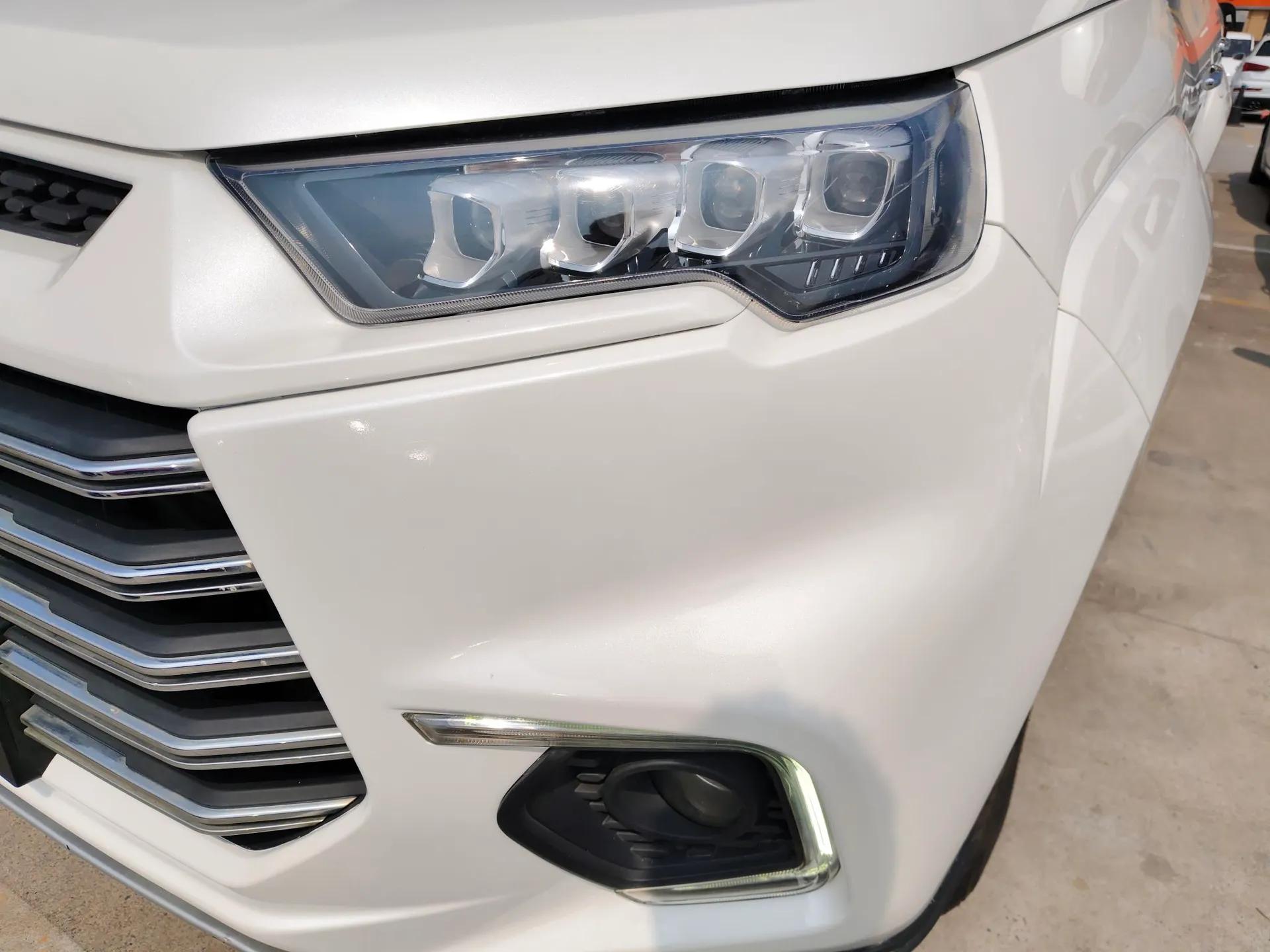 JMC Yuhu 9 2019 2.0T Manual Gasoline 4x4 Comfort Edition — миниатюра 9