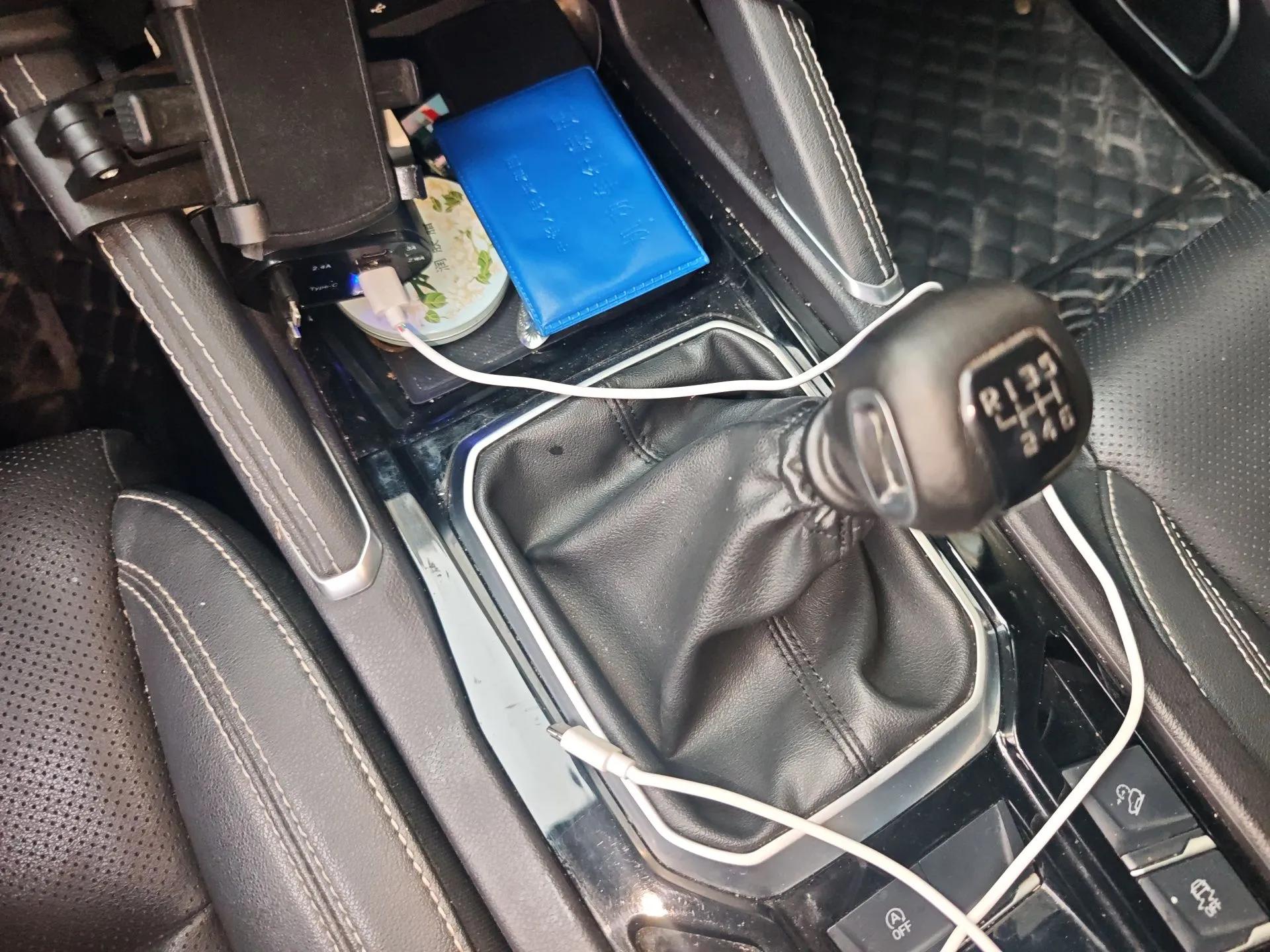 JMC Yuhu 9 2019 2.0T Manual Gasoline 4x4 Comfort Edition — миниатюра 15