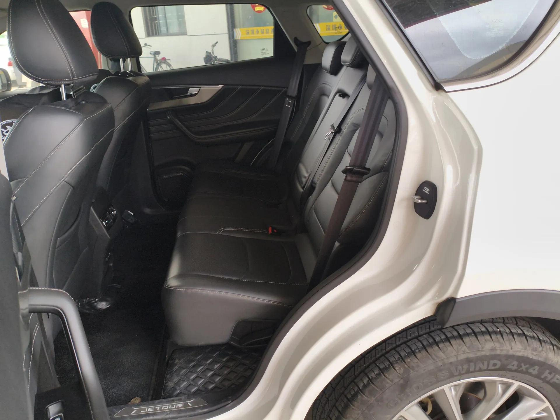 JETOUR X70S 2020 1.5T DCT Xingchen Edition 5 Seats — миниатюра 19