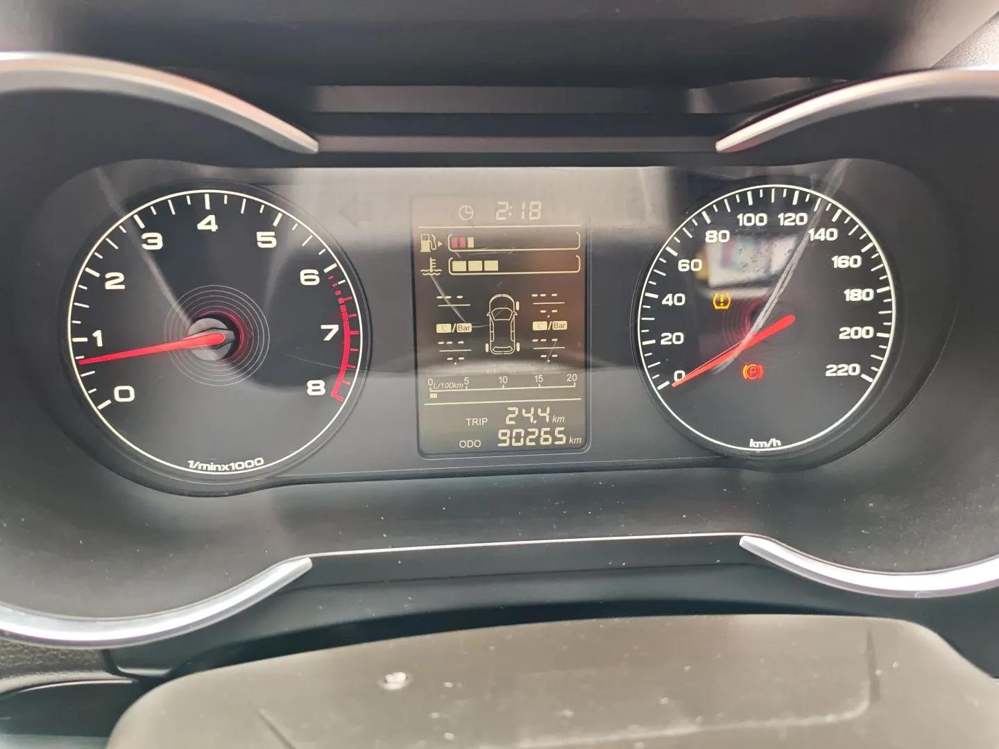 JETOUR X70M 2021 1.5T Manual Urban Partner Model 5 Seats — миниатюра 15