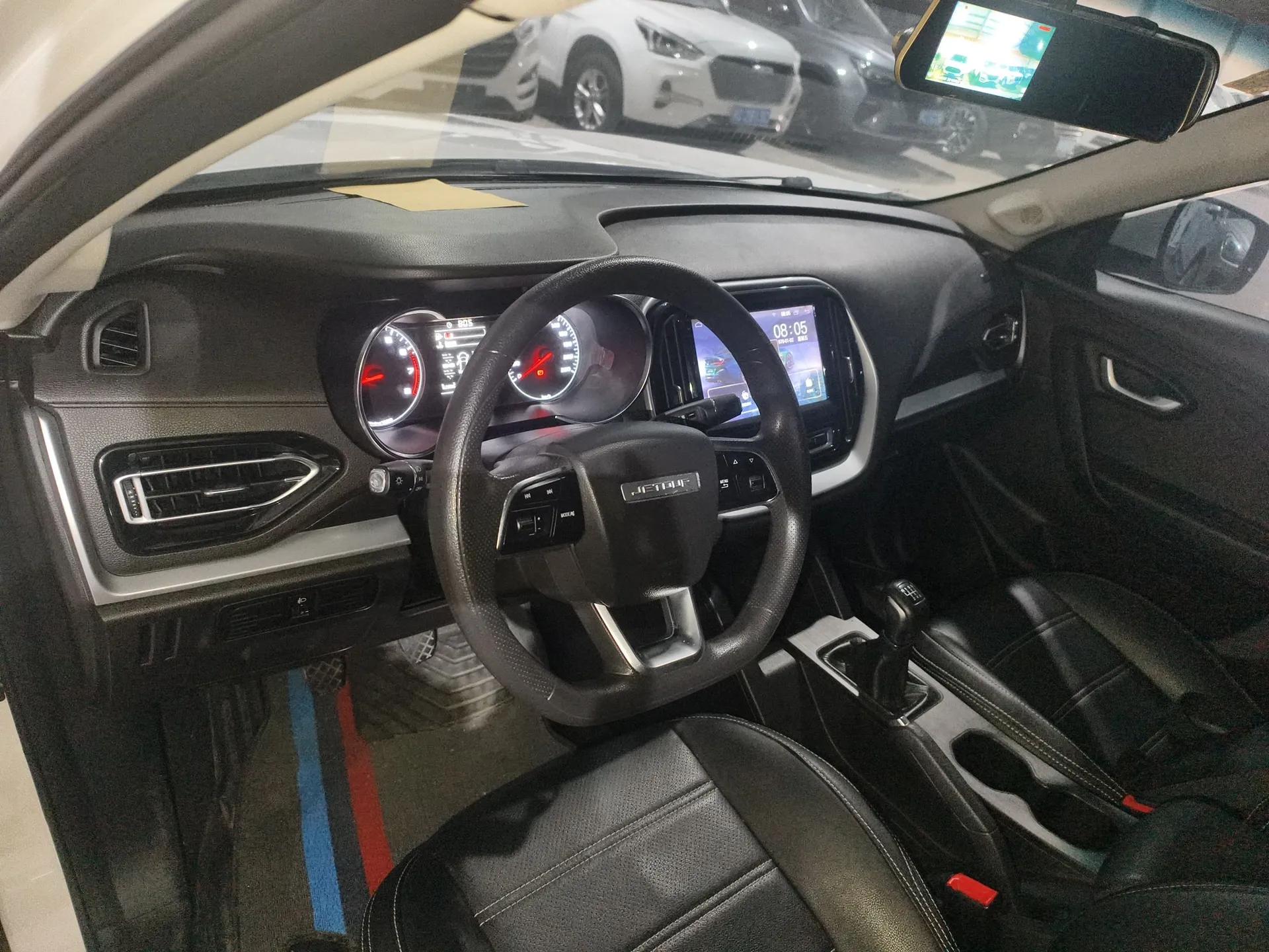 JETOUR X70M 2020 Revised 1.5T Manual Partner Version 5-Seater — миниатюра 12