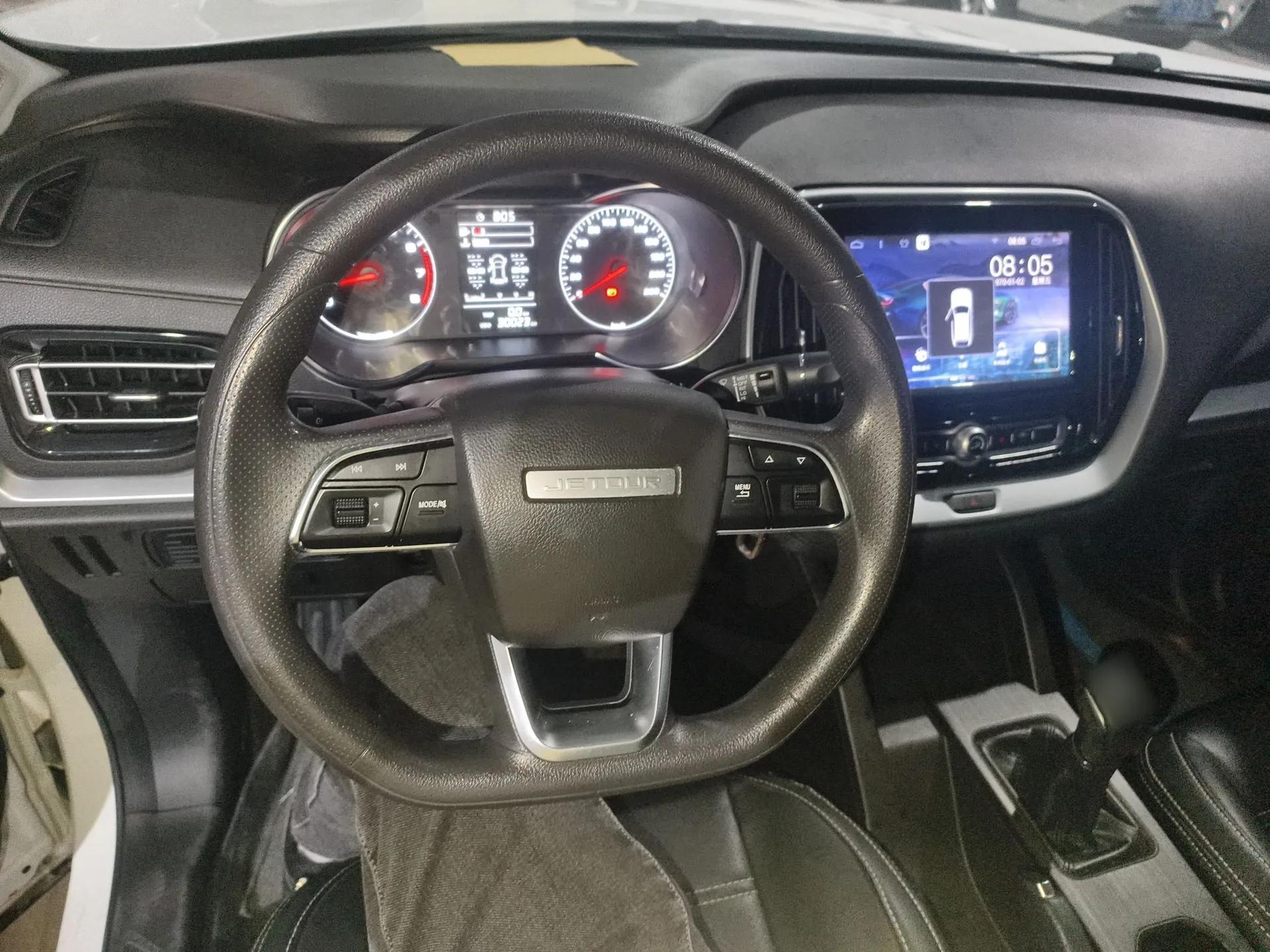 JETOUR X70M 2020 Revised 1.5T Manual Partner Version 5-Seater — миниатюра 13