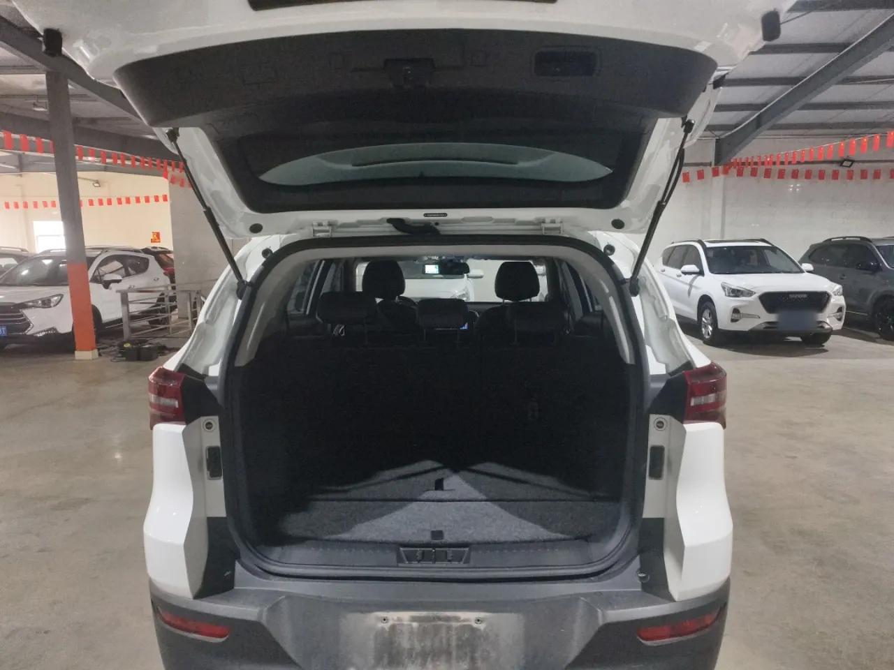 JETOUR X70M 2020 Revised 1.5T Manual Partner Version 5-Seater — миниатюра 21