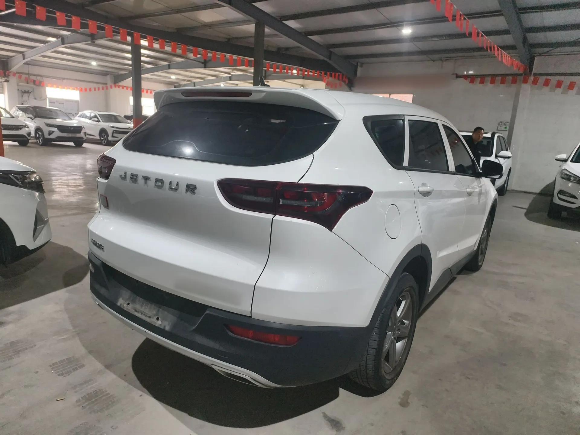 JETOUR X70M 2020 Revised 1.5T Manual Partner Version 5-Seater — миниатюра 4