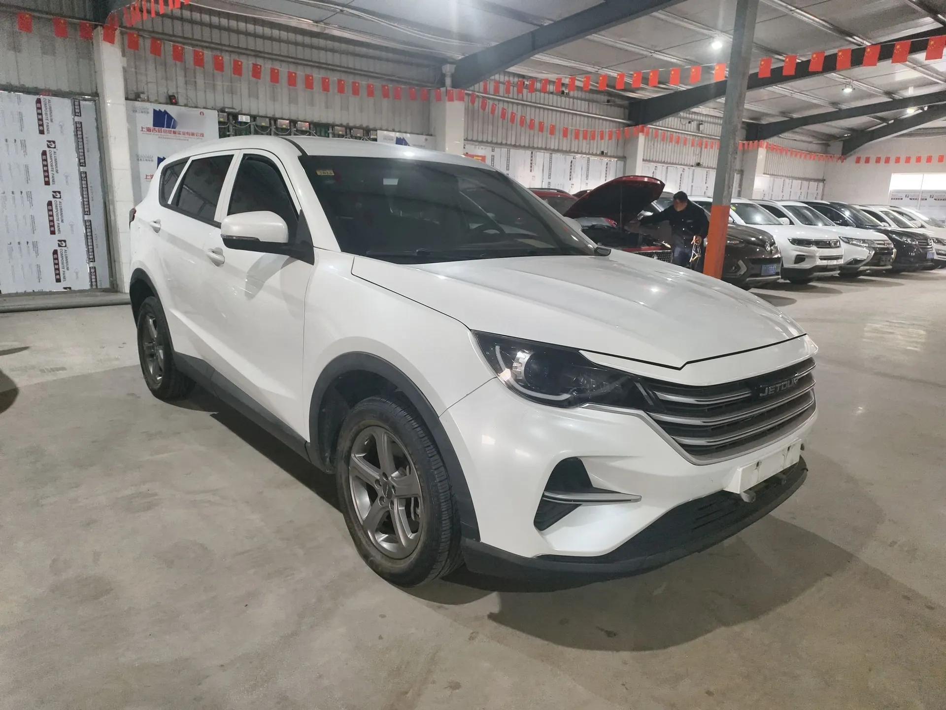 JETOUR X70M 2020 Revised 1.5T Manual Partner Version 5-Seater — миниатюра 6