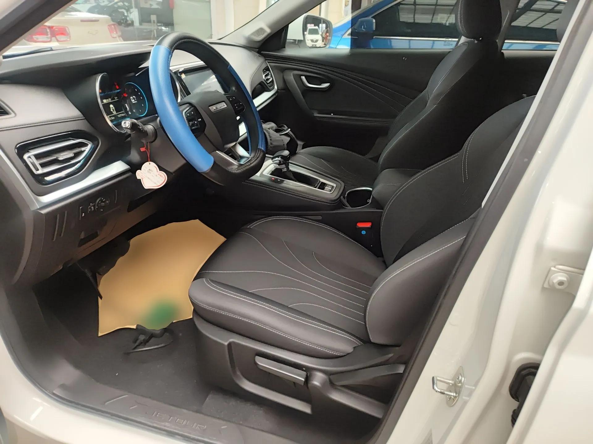 JETOUR X70M 2021 1.5T DCT Luxury Partner Model 5 Seats — миниатюра 18