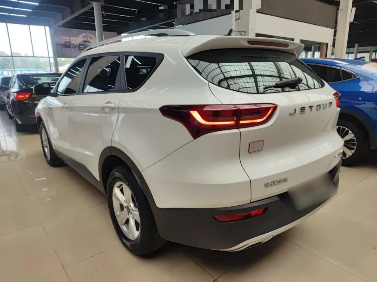 JETOUR X70M 2021 1.5T DCT Luxury Partner Model 5 Seats — миниатюра 4