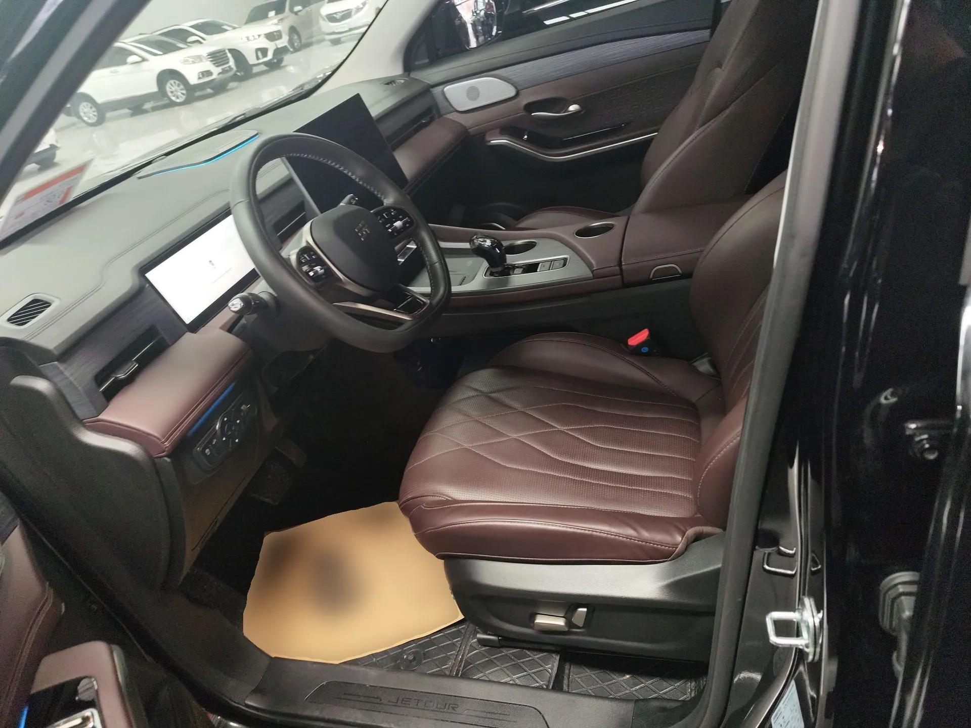 JETOUR X90 PRO 2024 2.0T DCT Ultimate Edition 5 Seats — миниатюра 18
