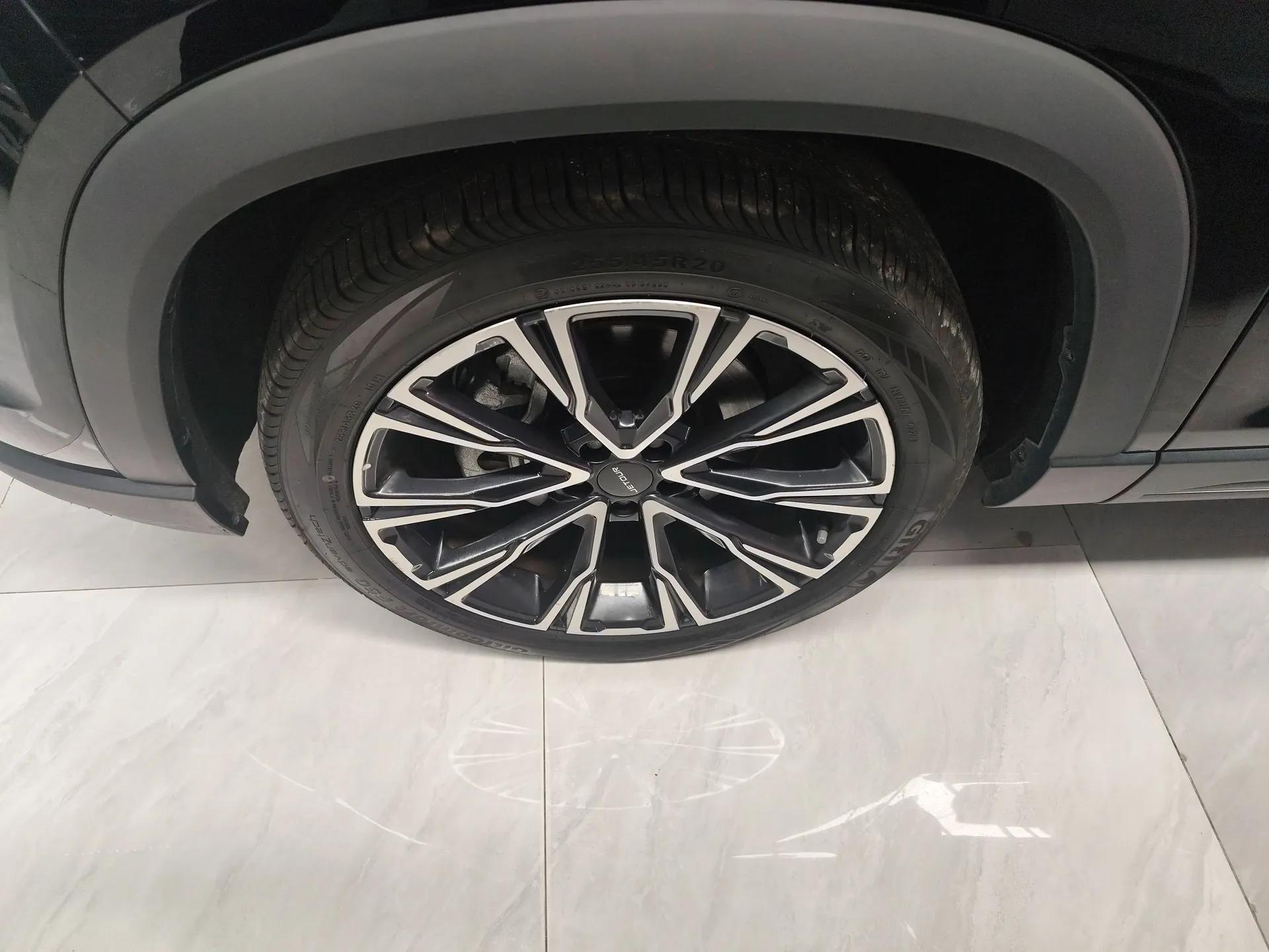 JETOUR X90 PRO 2024 2.0T DCT Ultimate Edition 5 Seats — миниатюра 8