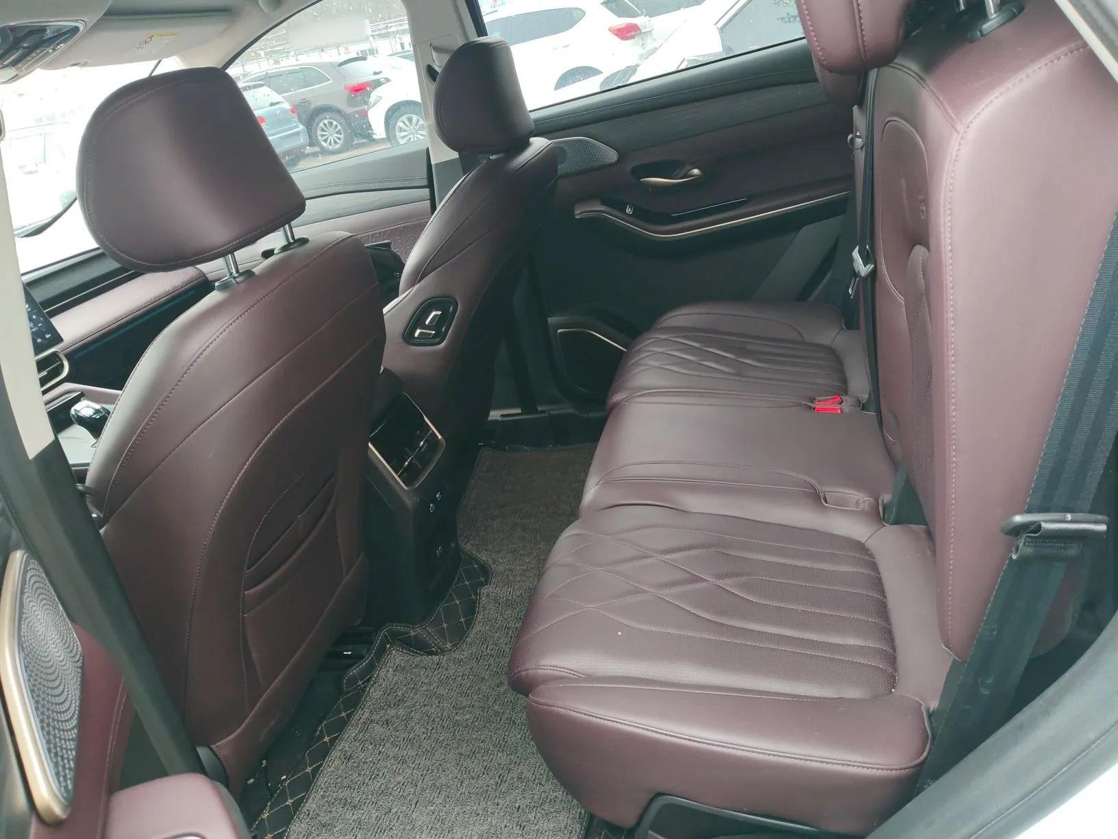 JETOUR X90 PRO 2024 2.0T DCT Luxury Edition 5 Seats — миниатюра 20