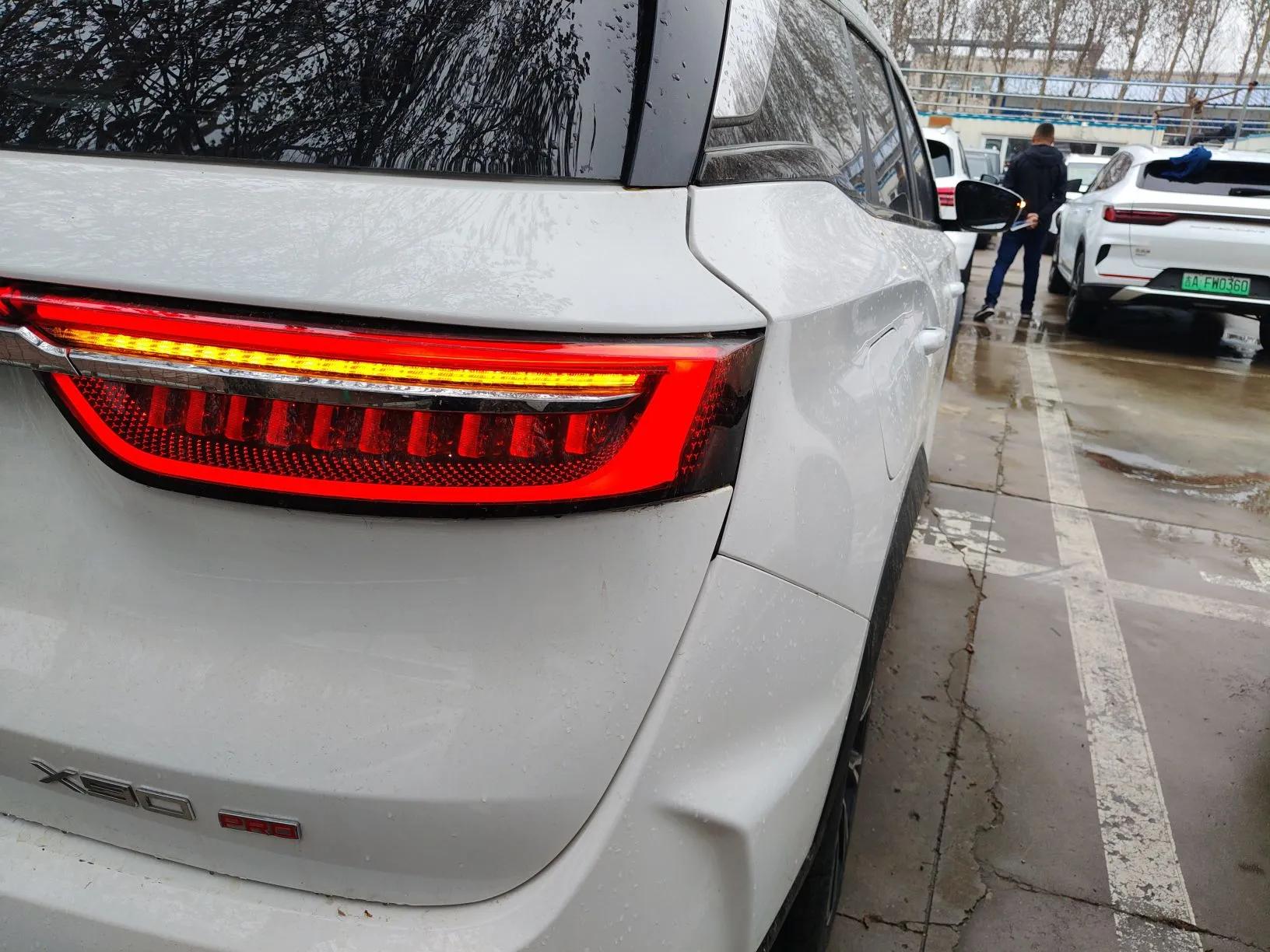 JETOUR X90 PRO 2024 2.0T DCT Luxury Edition 5 Seats — миниатюра 7