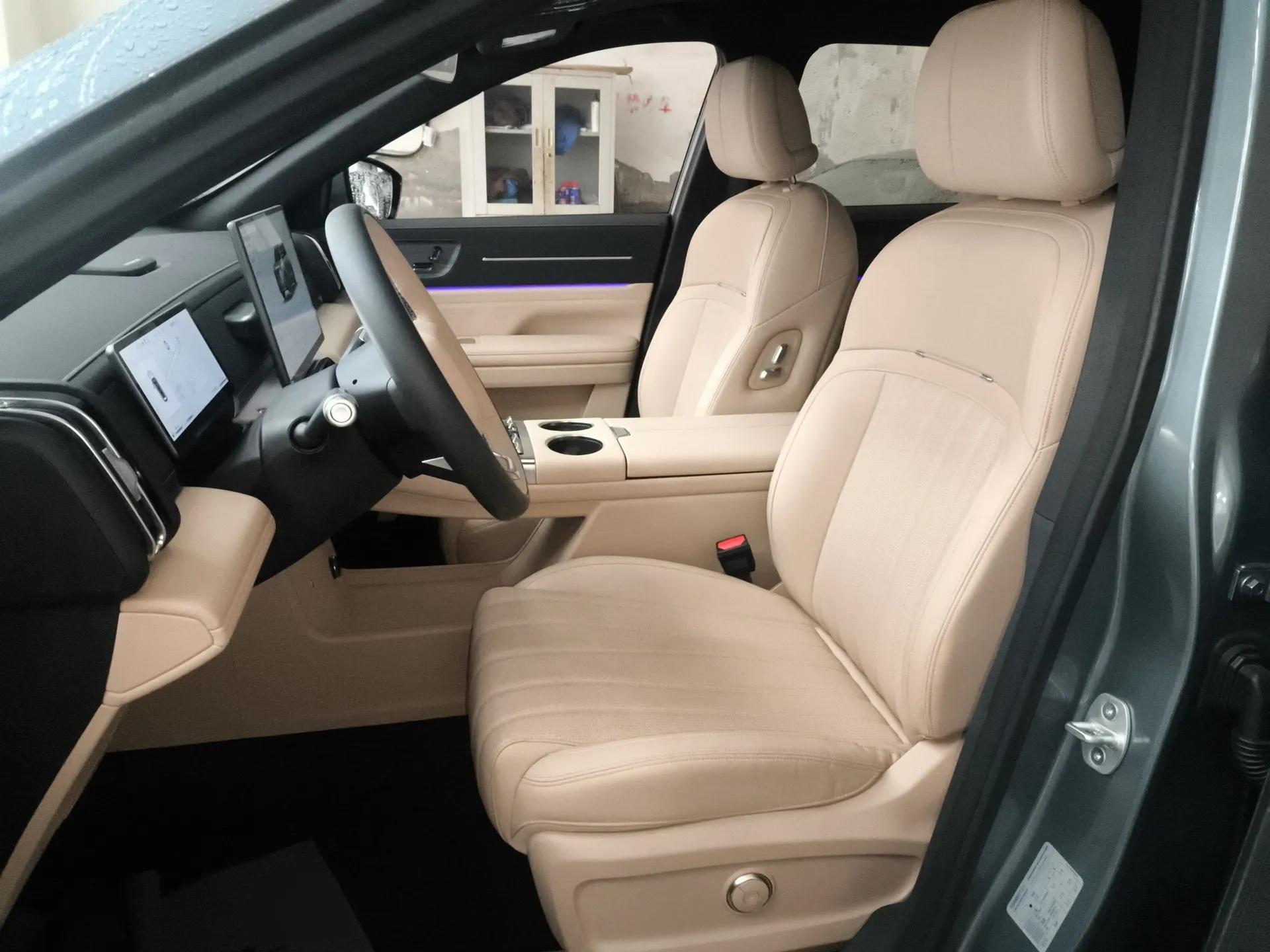 JETOUR X70L 2026 Model—2.0TD Automatic Flagship, 7-seater — миниатюра 17
