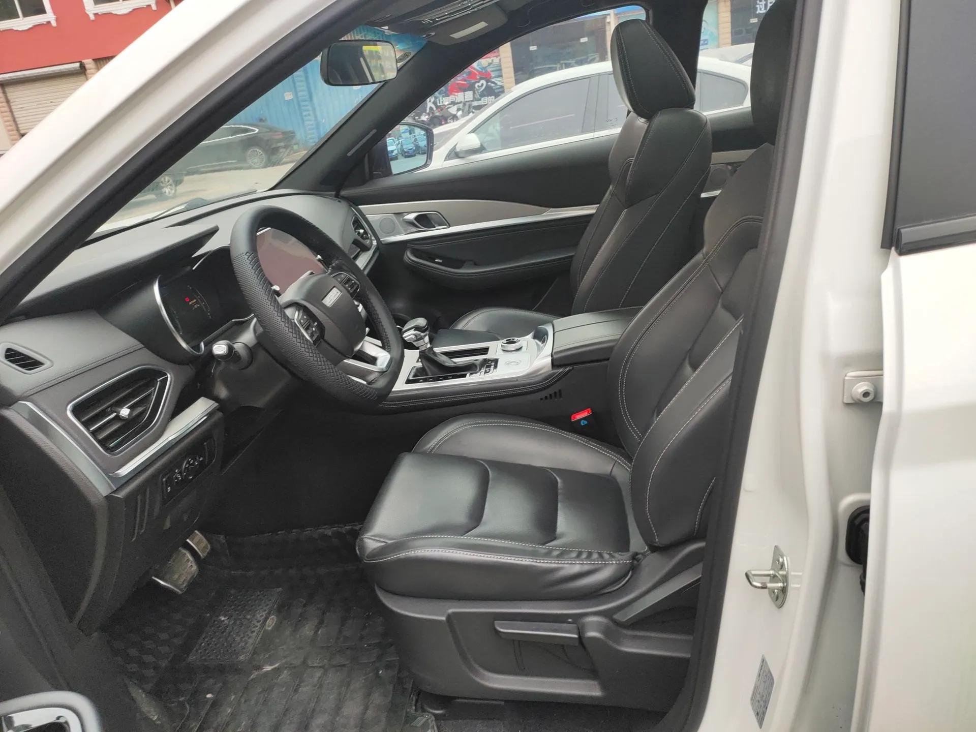 JETOUR X70 Coupe 2020 1.6T DCT Cool 5-Seater — миниатюра 17