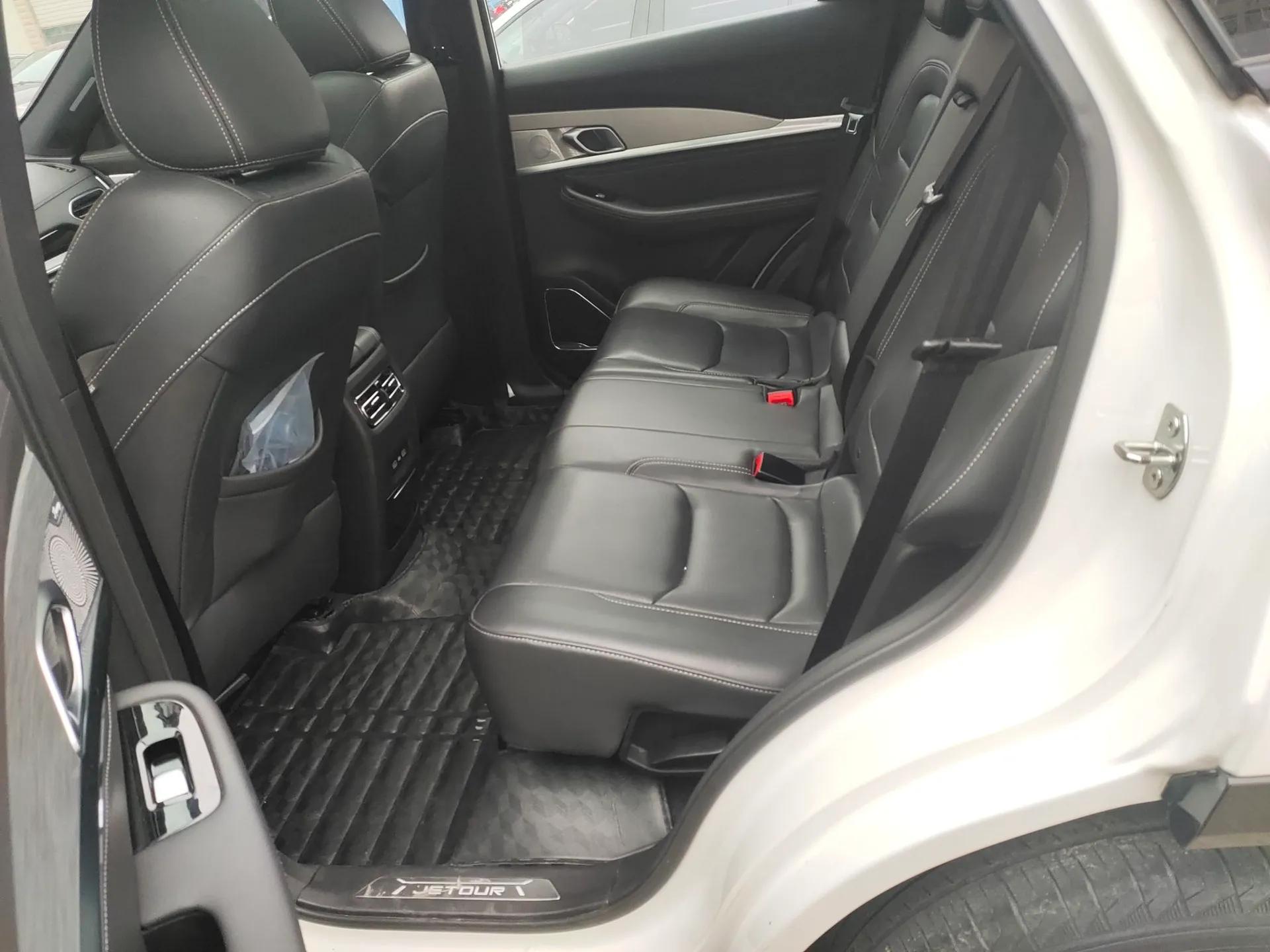 JETOUR X70 Coupe 2020 1.6T DCT Cool 5-Seater — миниатюра 19