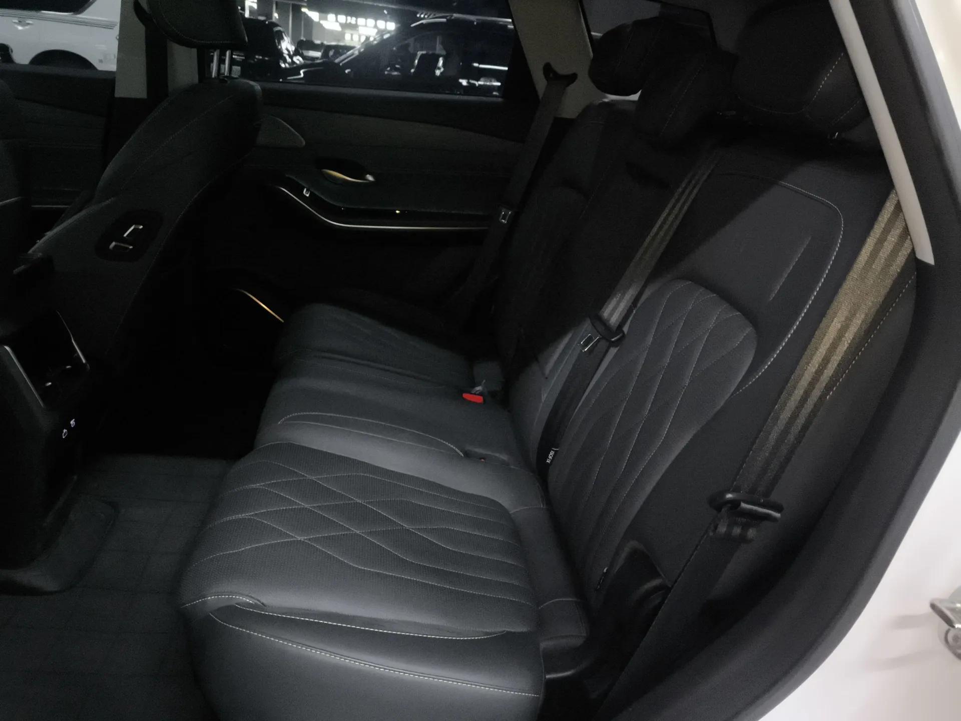 JETOUR X90 C-DM 2025 Elite Edition 7-Seater — миниатюра 20