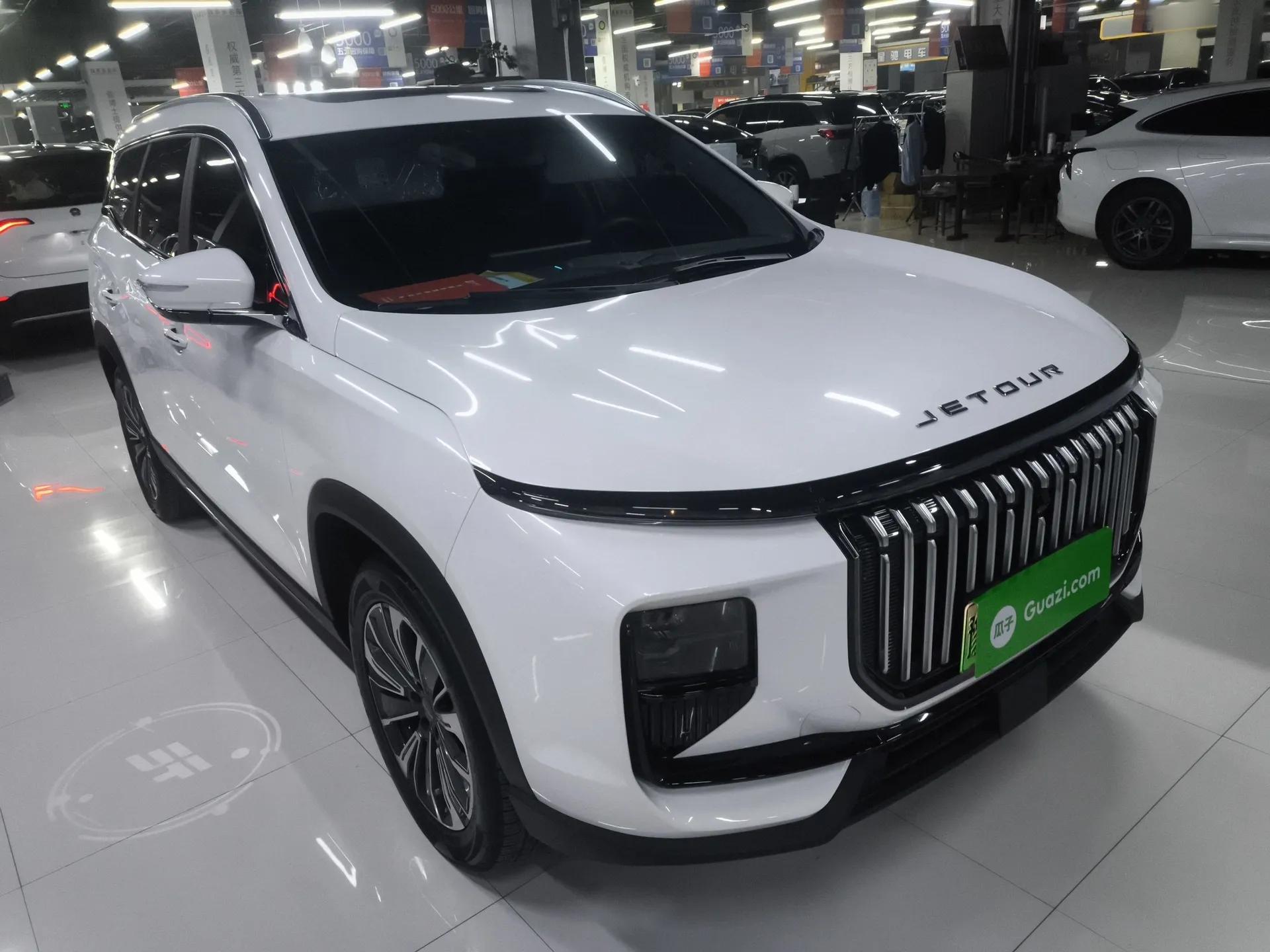 JETOUR X90 C-DM 2025 Elite Edition 7-Seater — миниатюра 3
