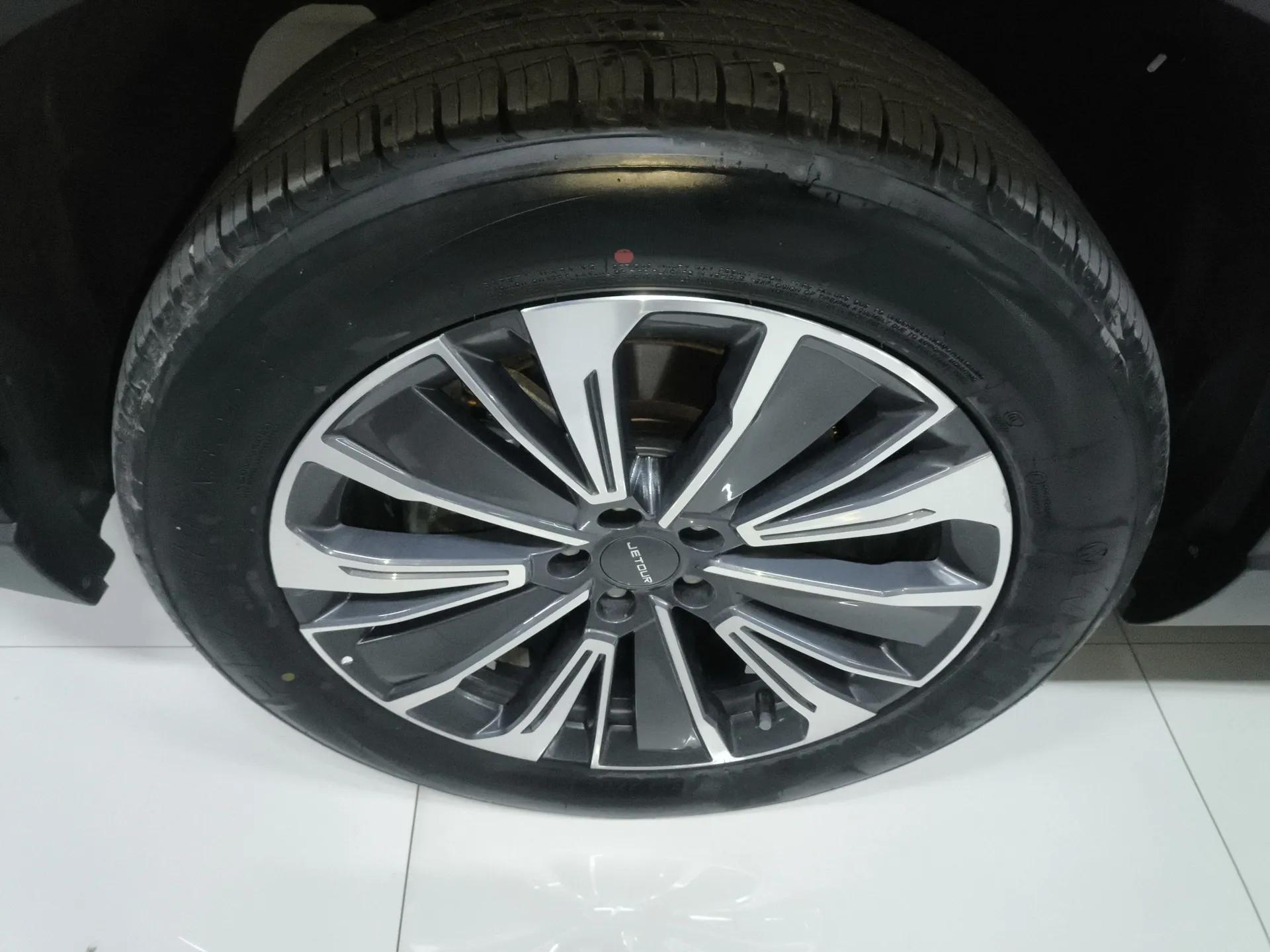 JETOUR X90 C-DM 2025 Elite Edition 7-Seater — миниатюра 8