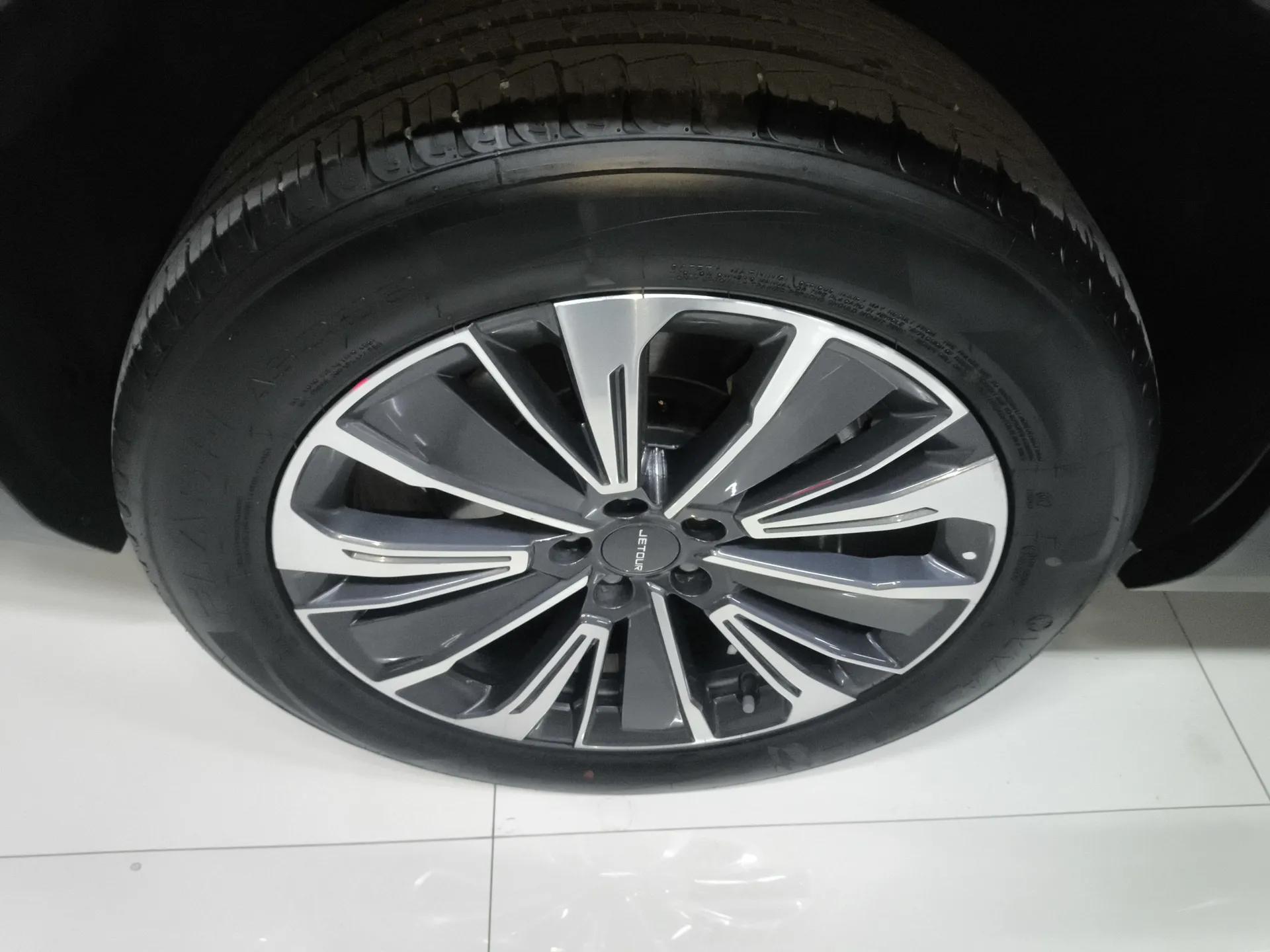 JETOUR X90 C-DM 2025 Elite Edition 7-Seater — миниатюра 10