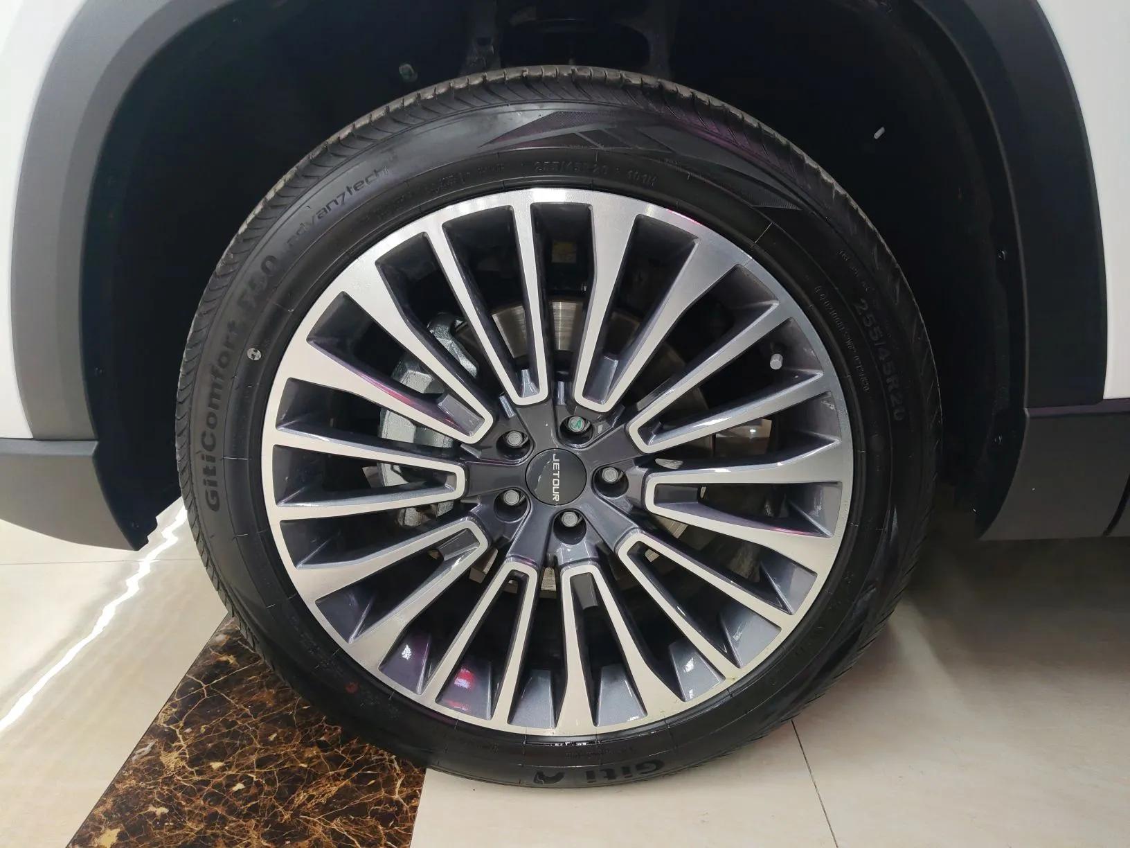 JETOUR X90 C-DM 2025 Luxury Edition 7-Seater — миниатюра 8