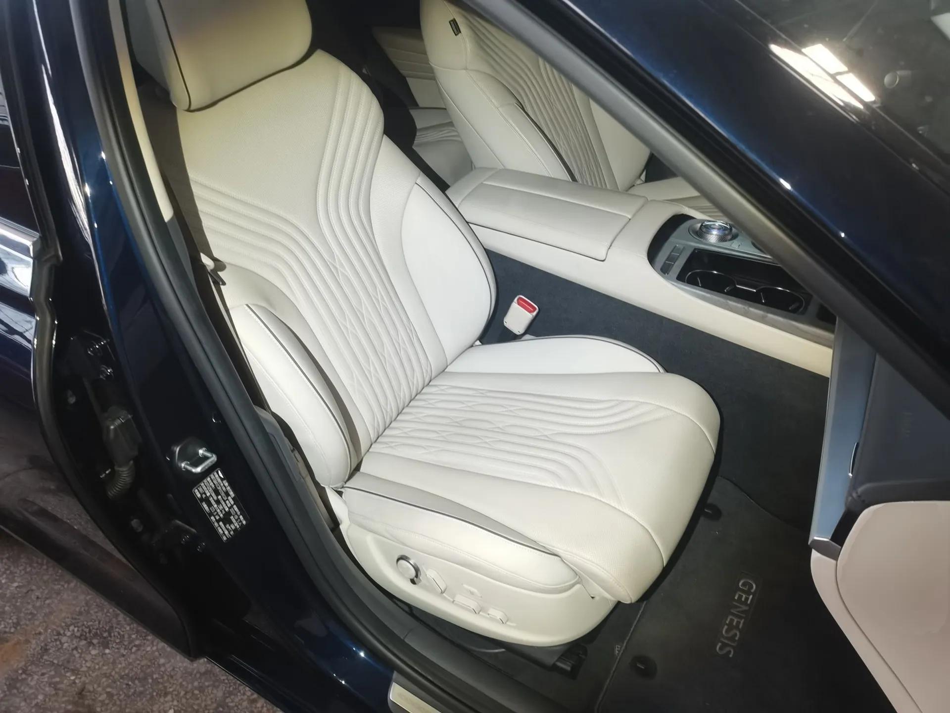 Genesis G80 2023 2.5T Rear-Drive Flagship Edition — миниатюра 23