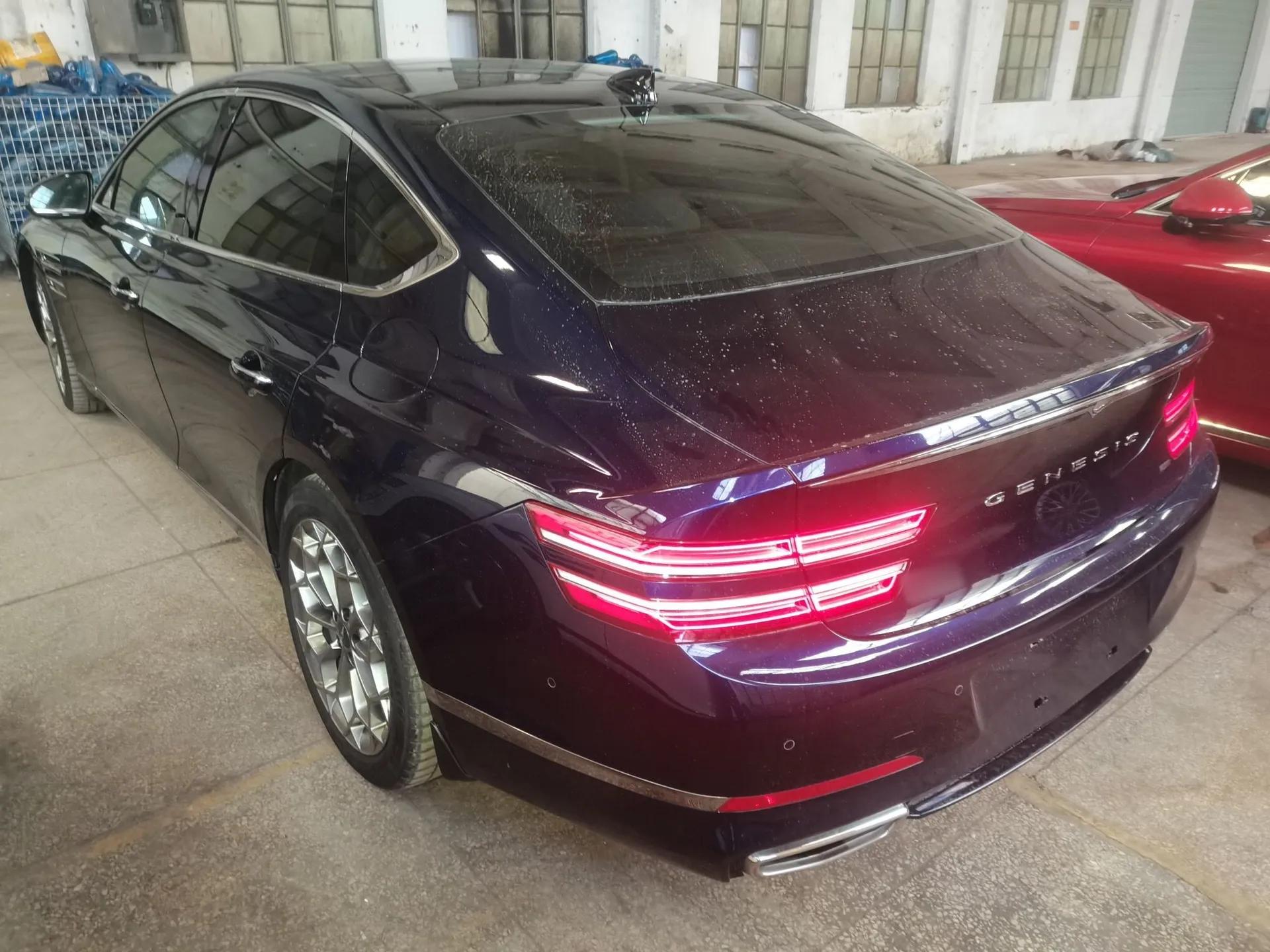 Genesis G80 2023 2.5T Rear-Drive Flagship Edition — миниатюра 4