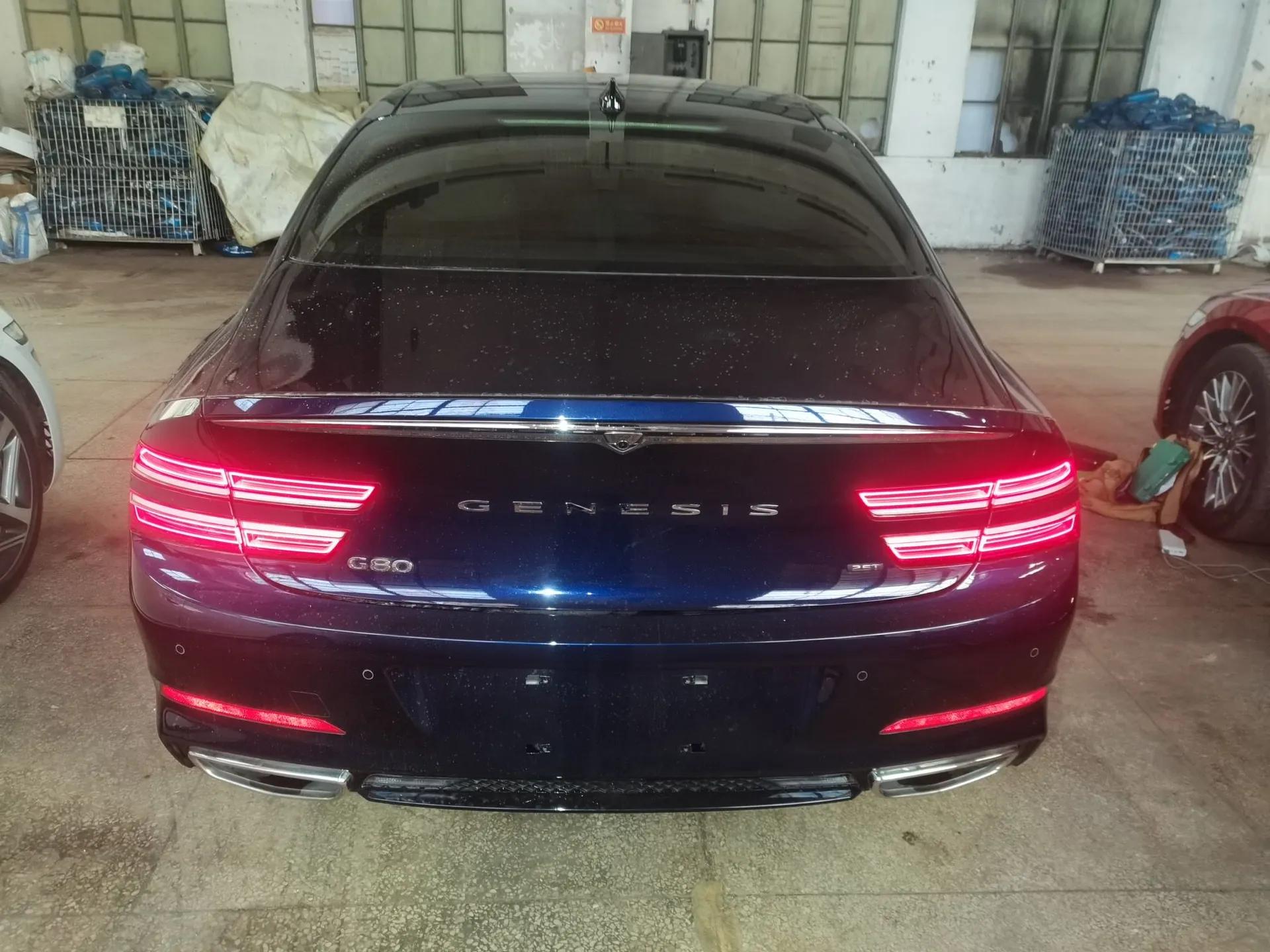 Genesis G80 2023 2.5T Rear-Drive Flagship Edition — миниатюра 5