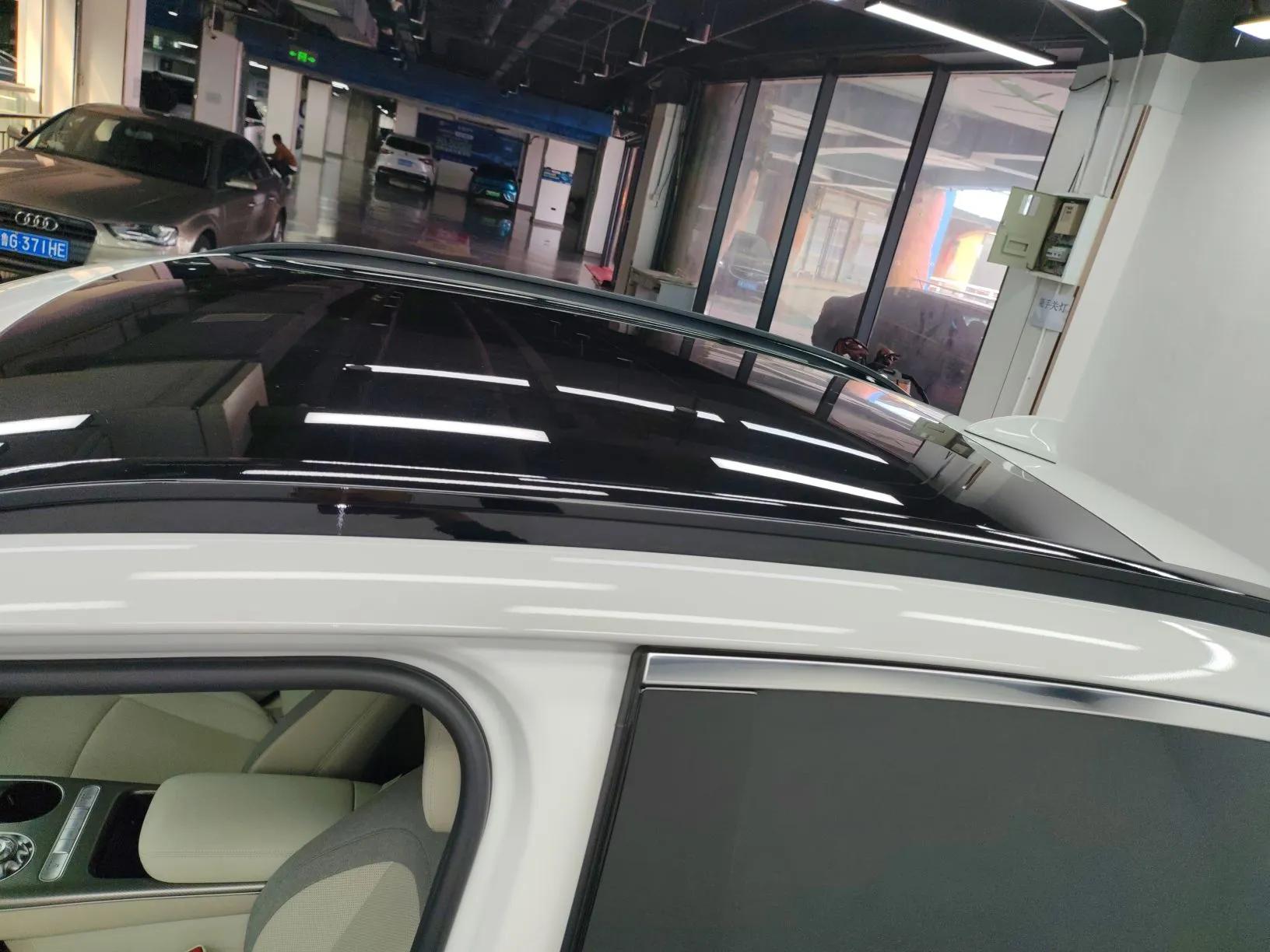 Genesis GV60 2023 Single-Motor Rear-Drive Luxury Edition — миниатюра 11