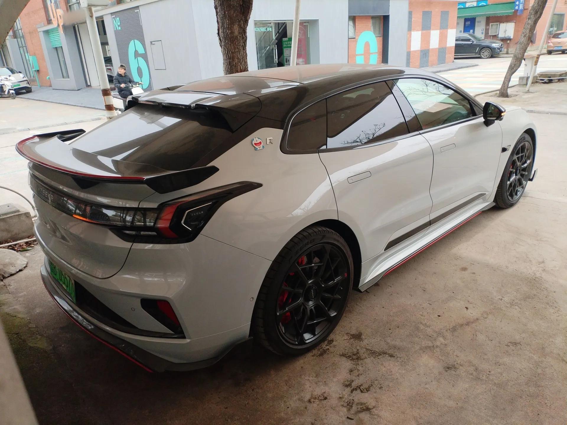 Zeekr 001FR 2023 FR Edition 100 kWh — миниатюра 6