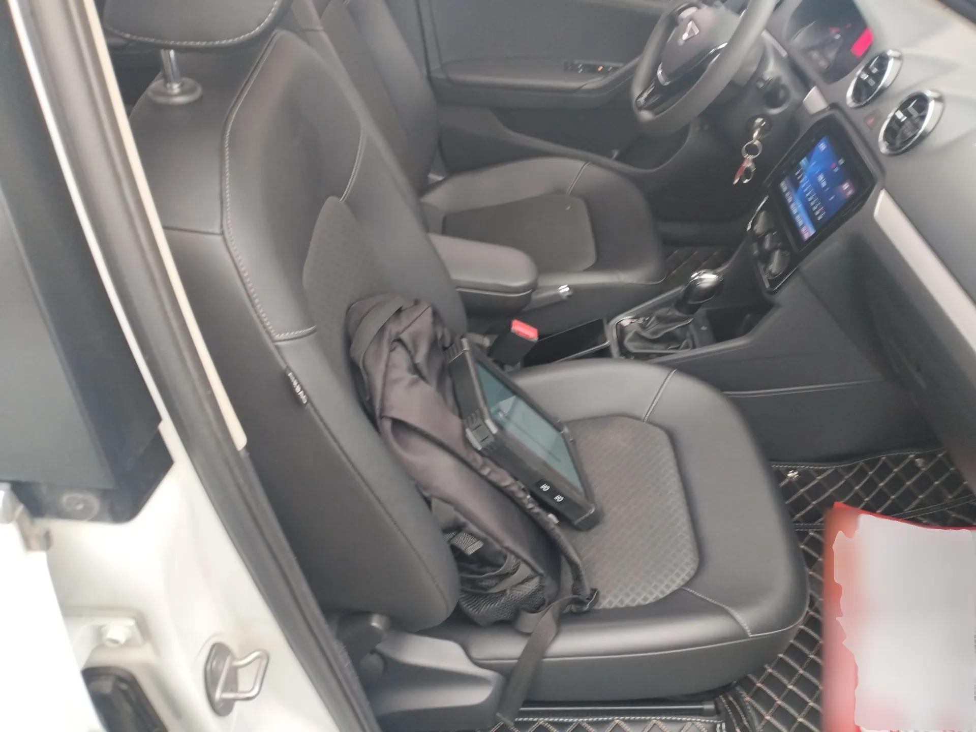 Jetta VA3 2019 1.5L Automatic Enjoyment Edition — миниатюра 23