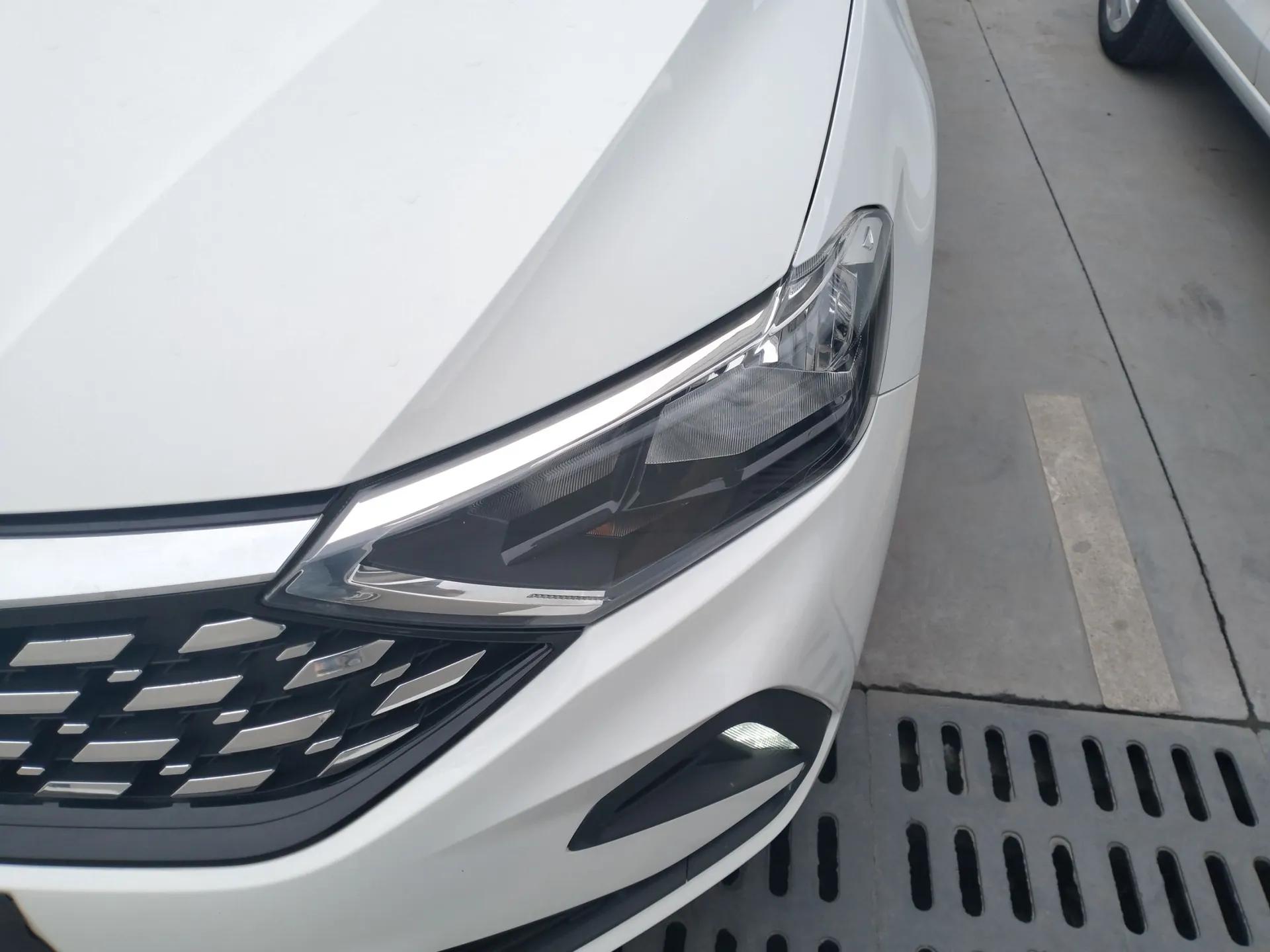Jetta VA3 2019 1.5L Automatic Enjoyment Edition — миниатюра 5