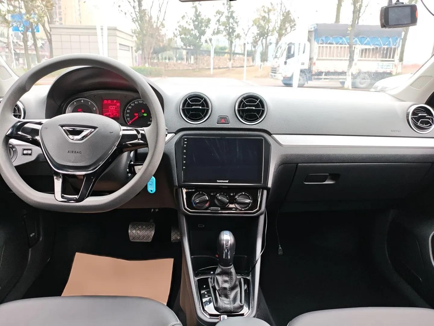 Jetta VA3 2019 1.5L Automatic Enjoyment Edition — миниатюра 21